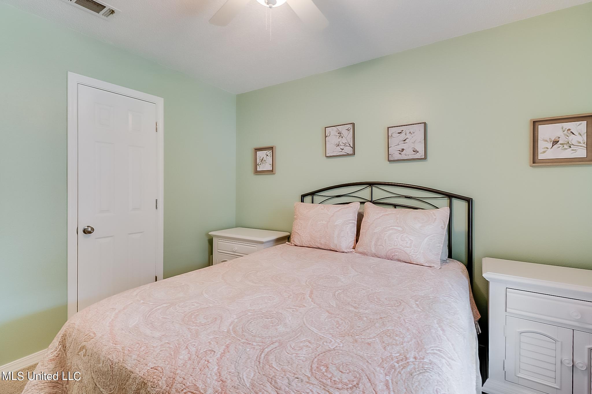 13481 Huntington Circle