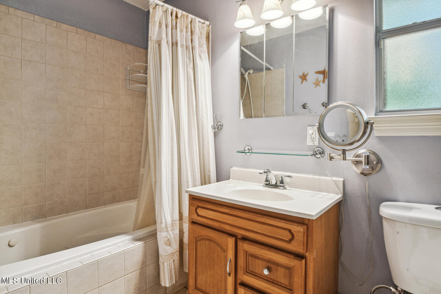 536 Demontluzin Avenue