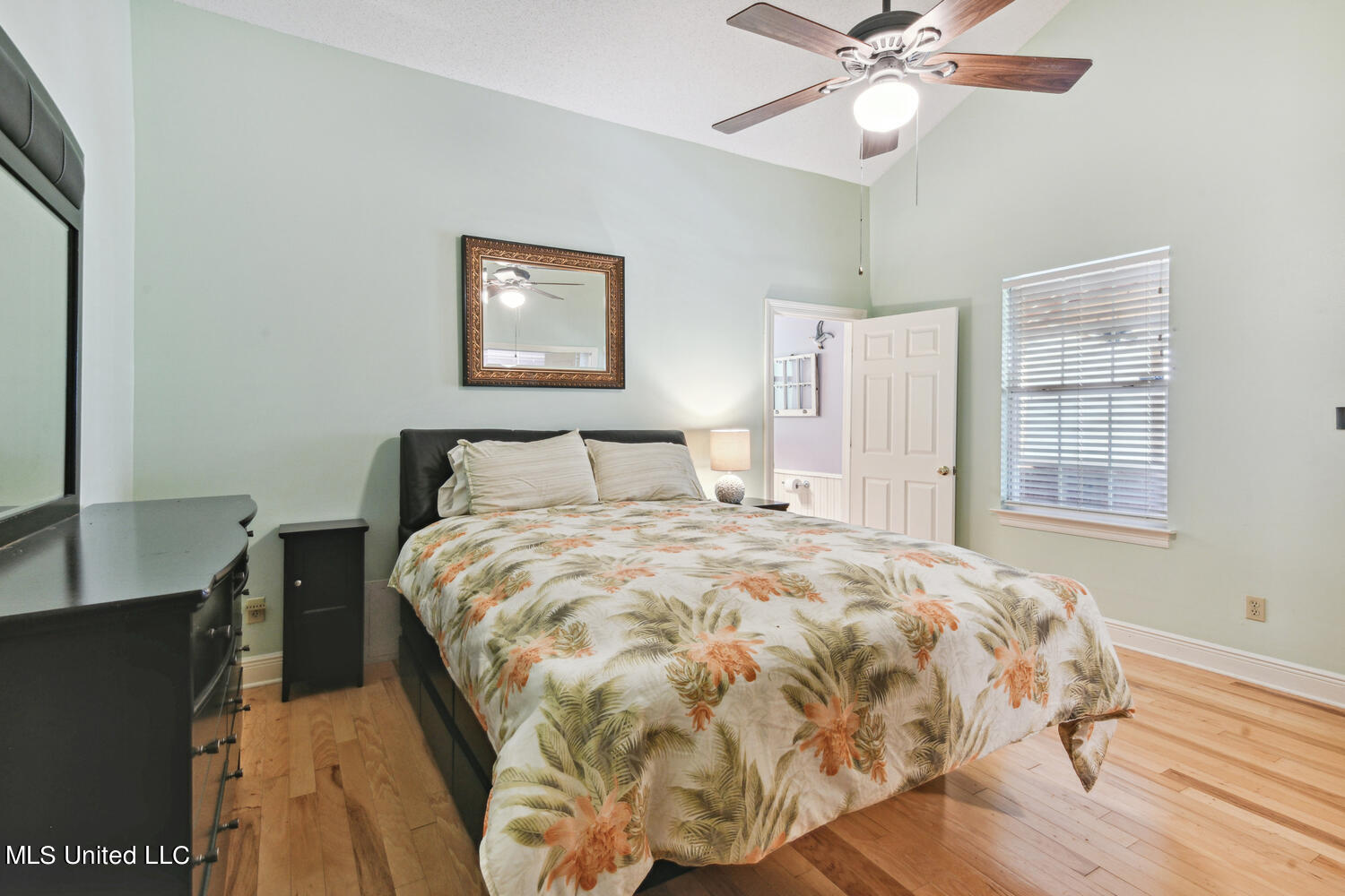 536 Demontluzin Avenue