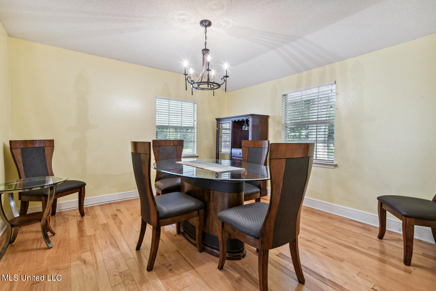 536 Demontluzin Avenue