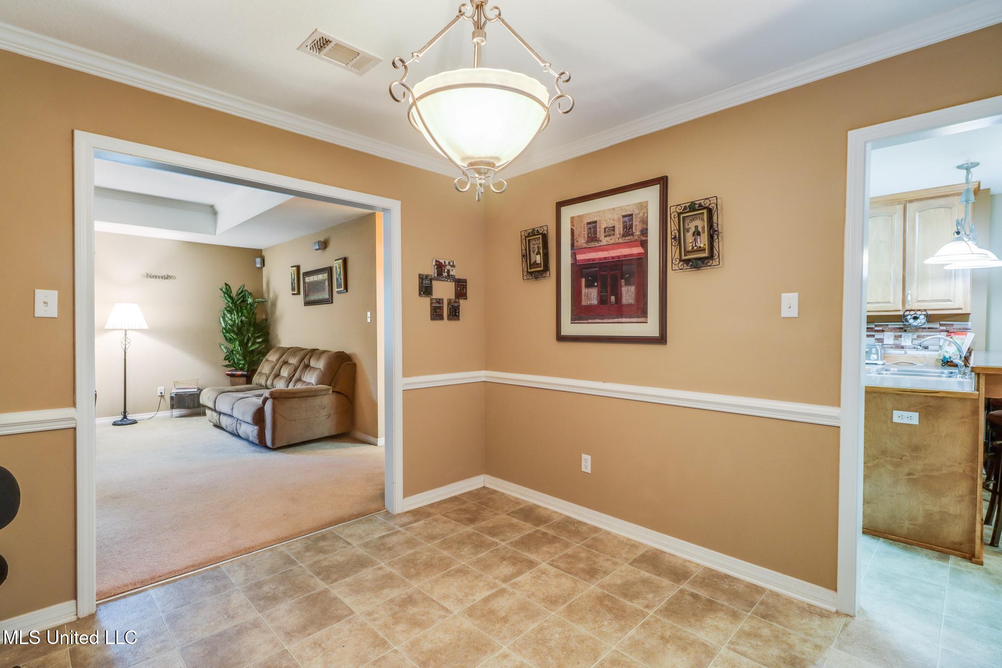 8470 Jeff Davis Drive