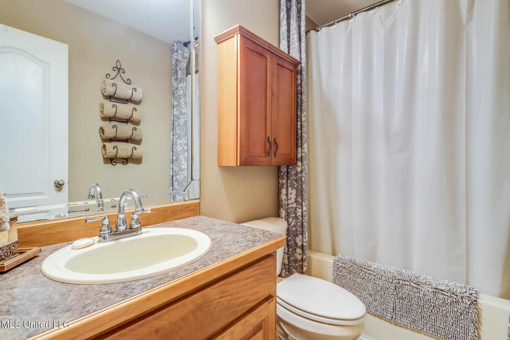 8470 Jeff Davis Drive