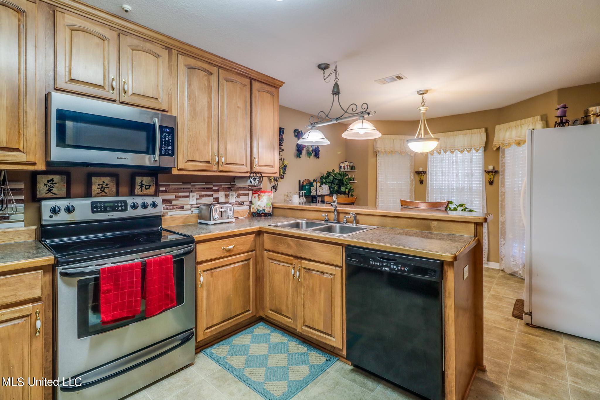 8470 Jeff Davis Drive