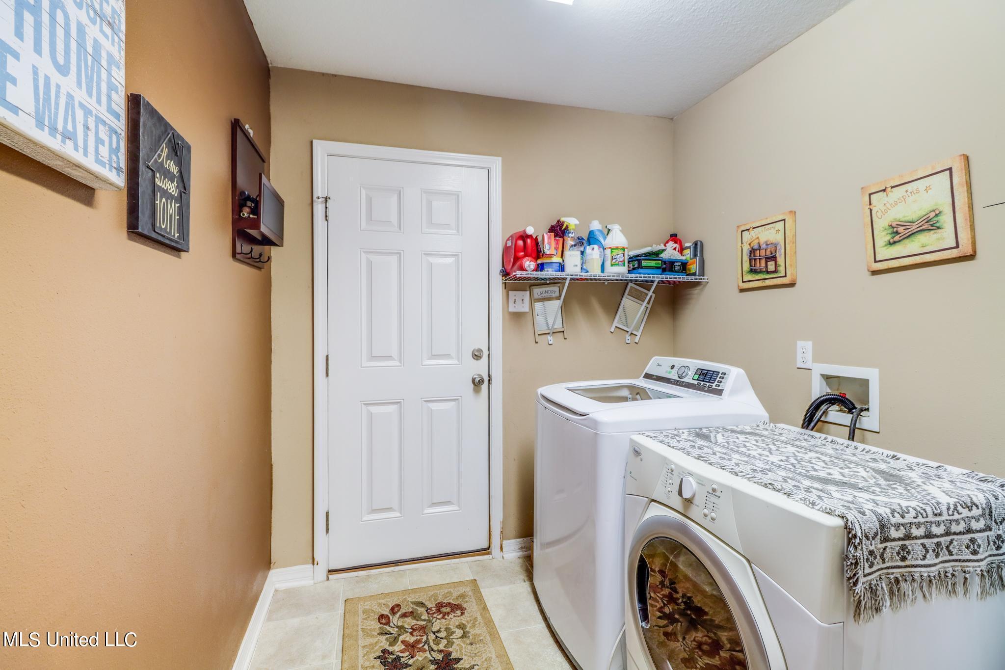 8470 Jeff Davis Drive