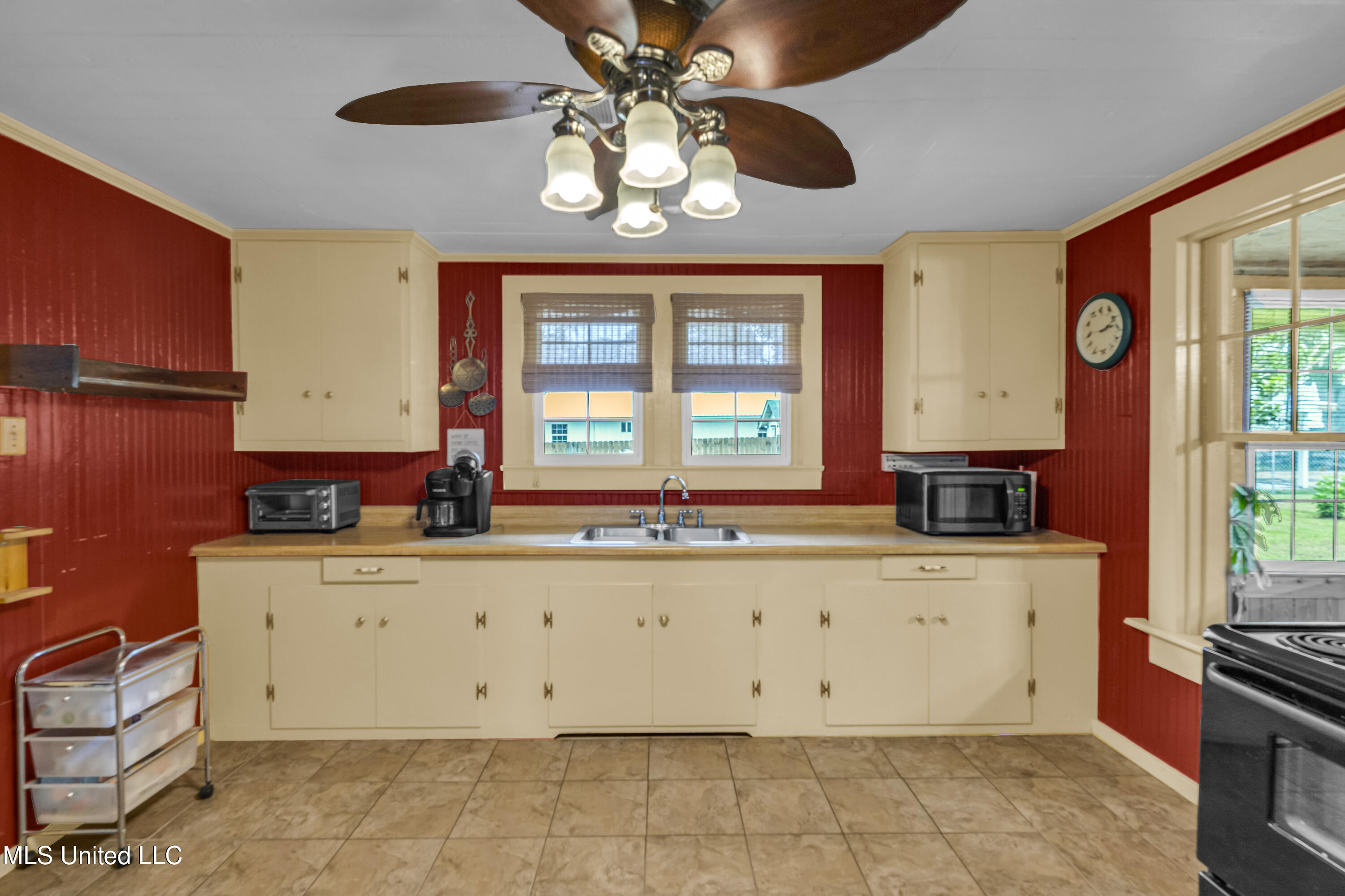 412 Easterbrook Street