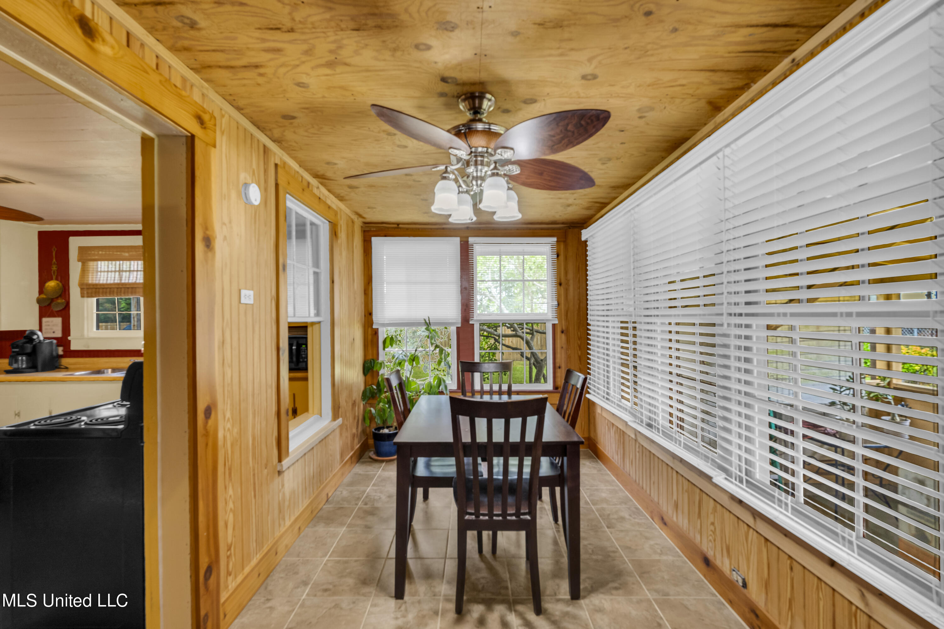 412 Easterbrook Street