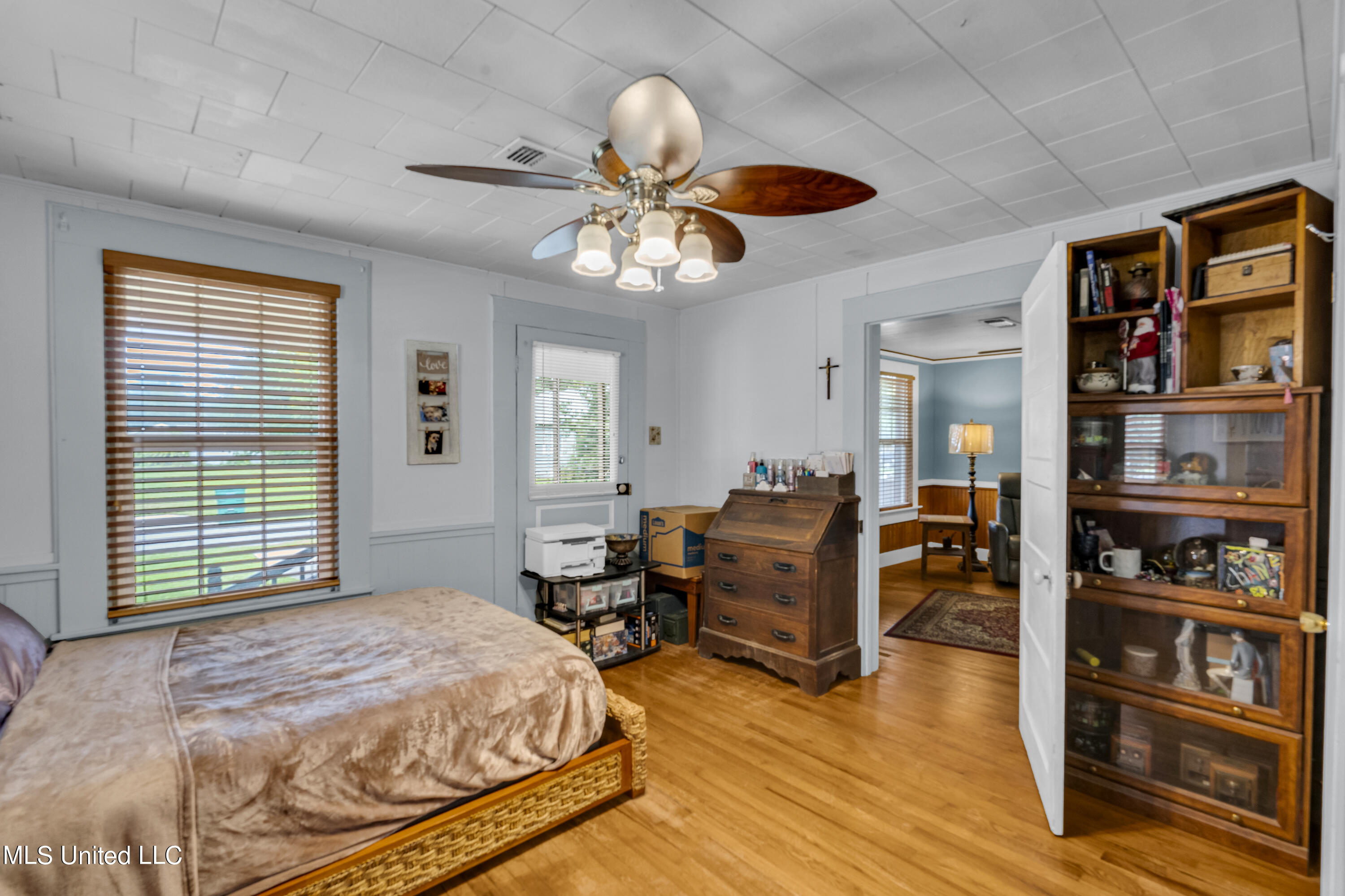 412 Easterbrook Street