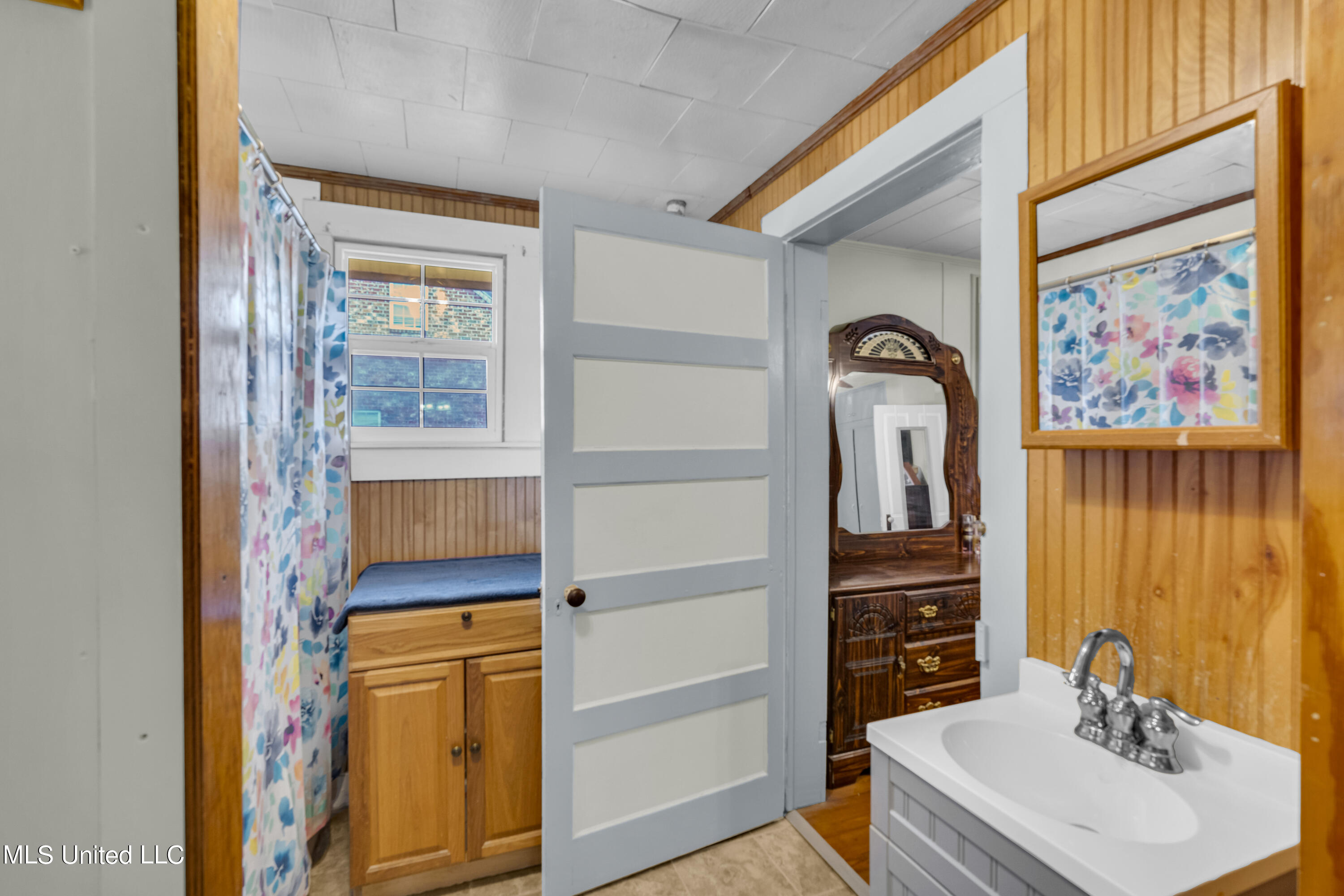 412 Easterbrook Street