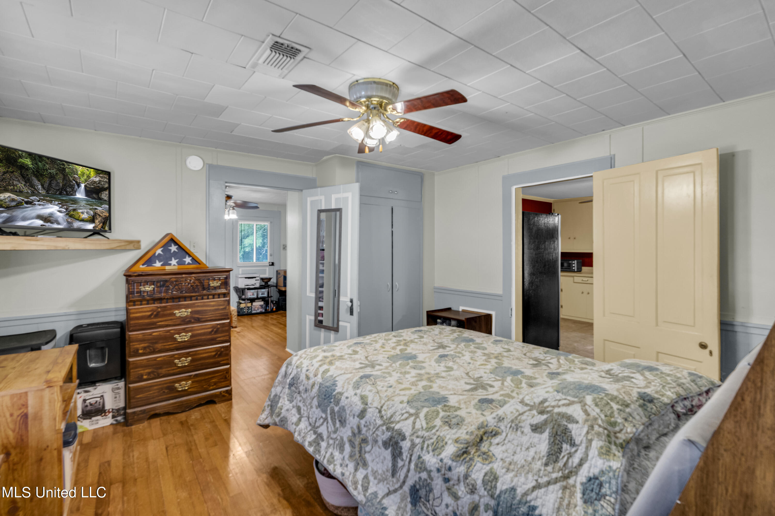 412 Easterbrook Street