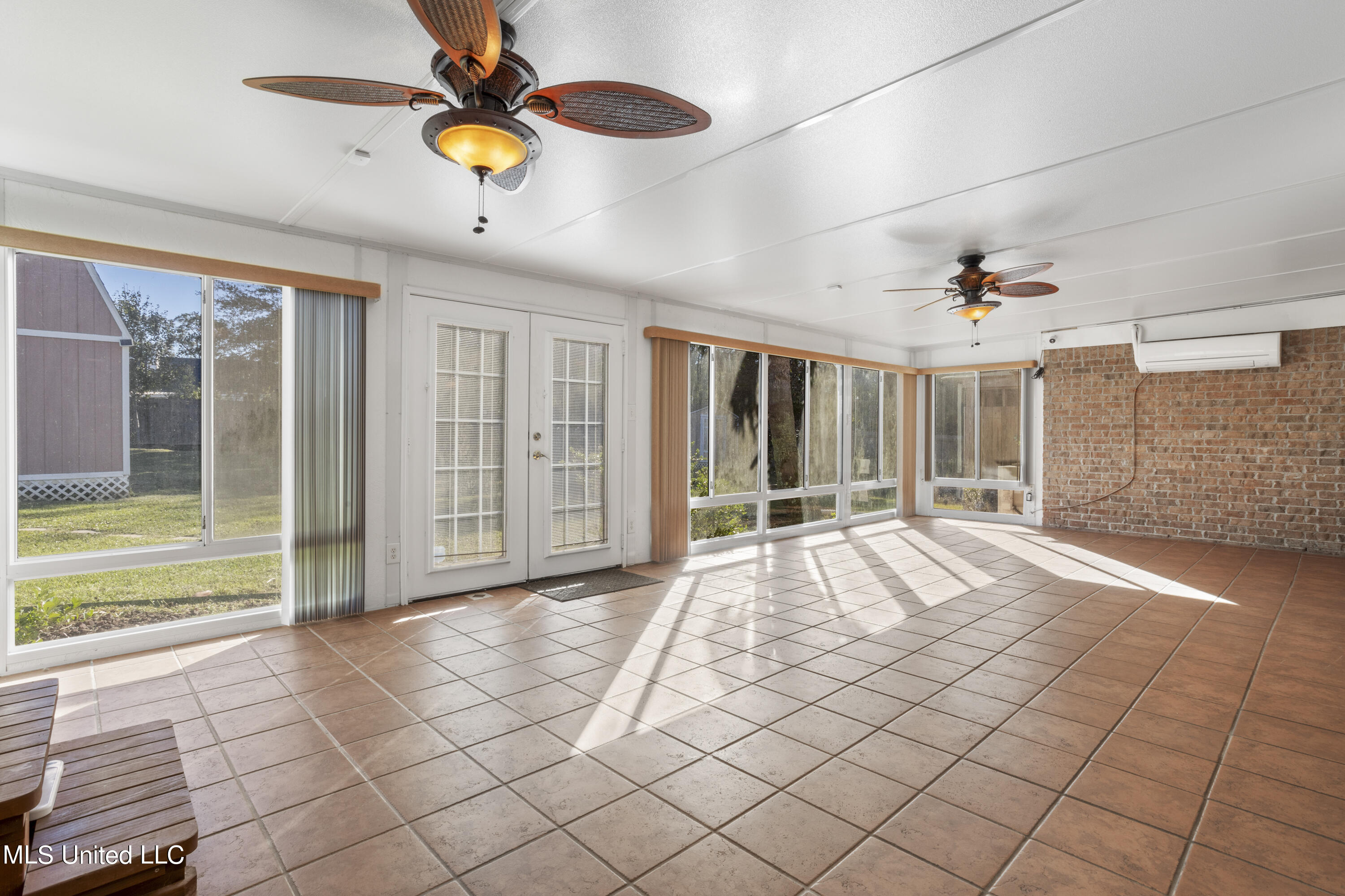 16720 Creek Lane