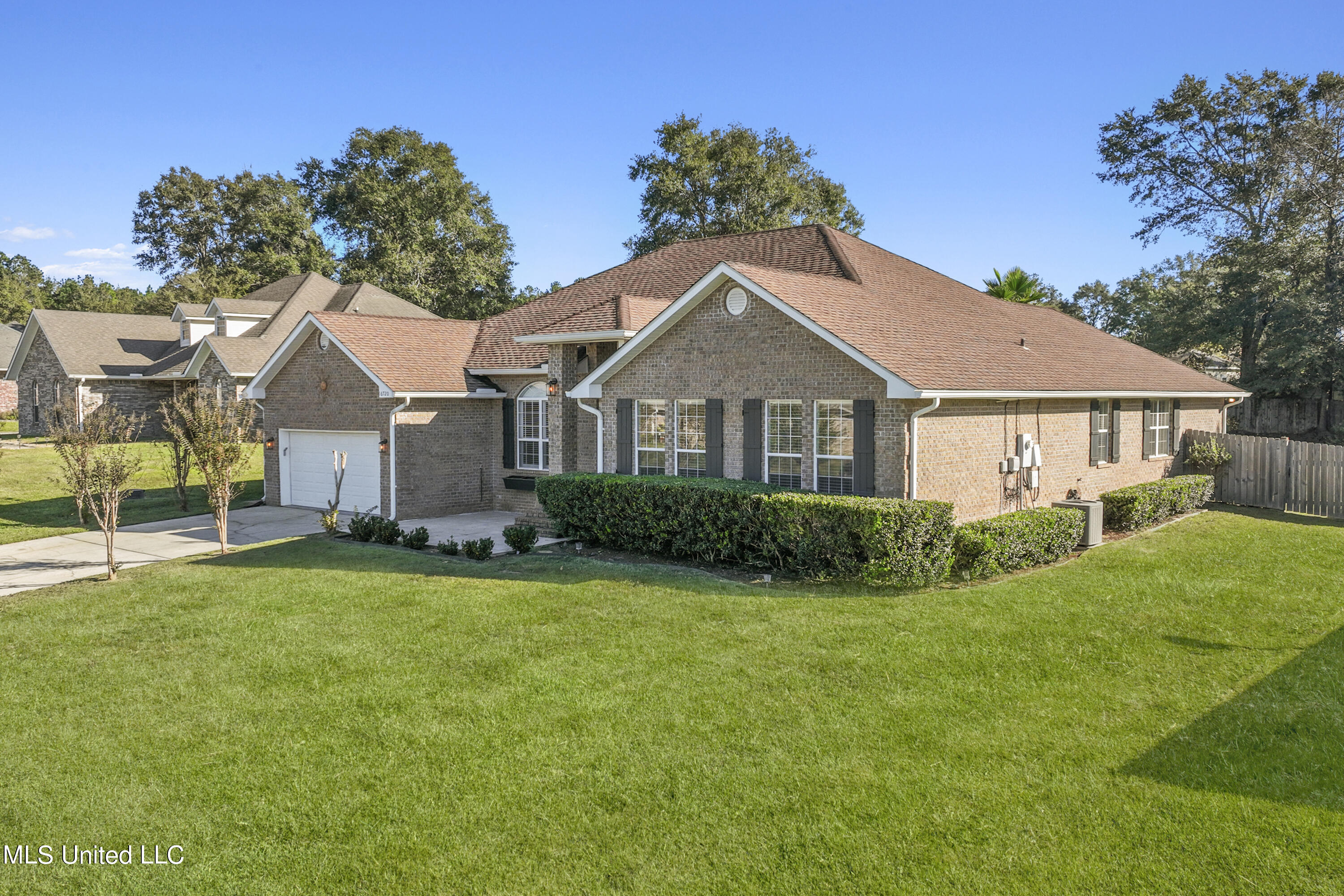 16720 Creek Lane