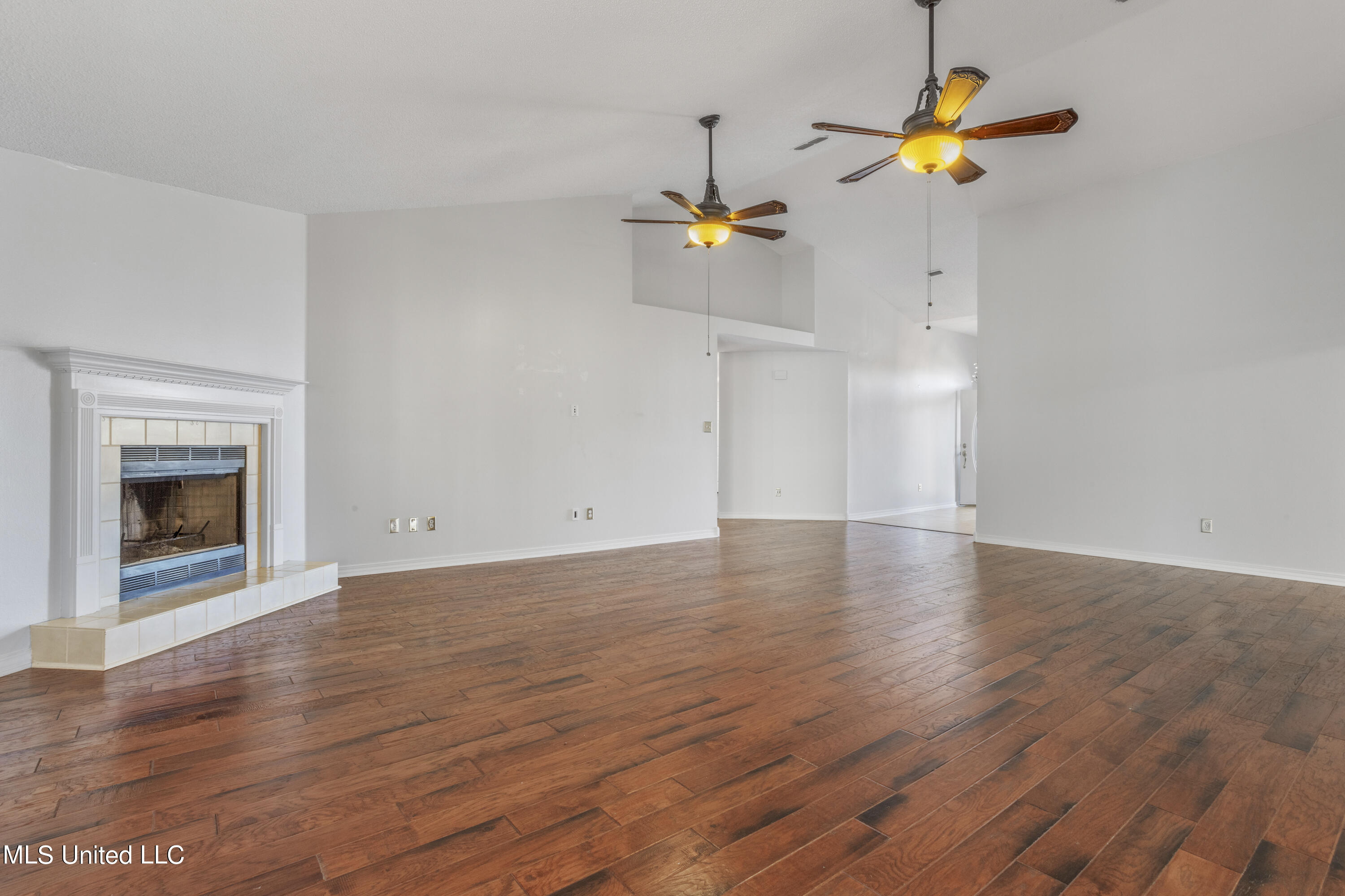 16720 Creek Lane