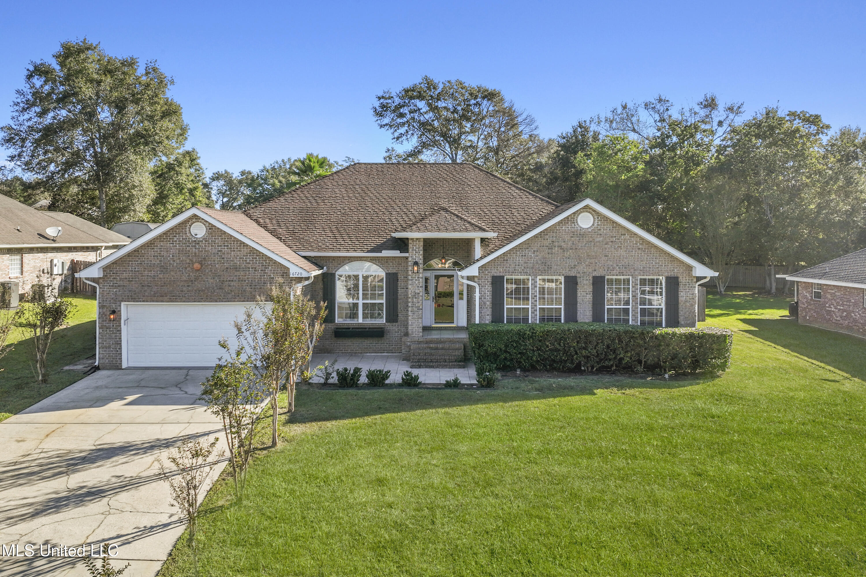 16720 Creek Lane
