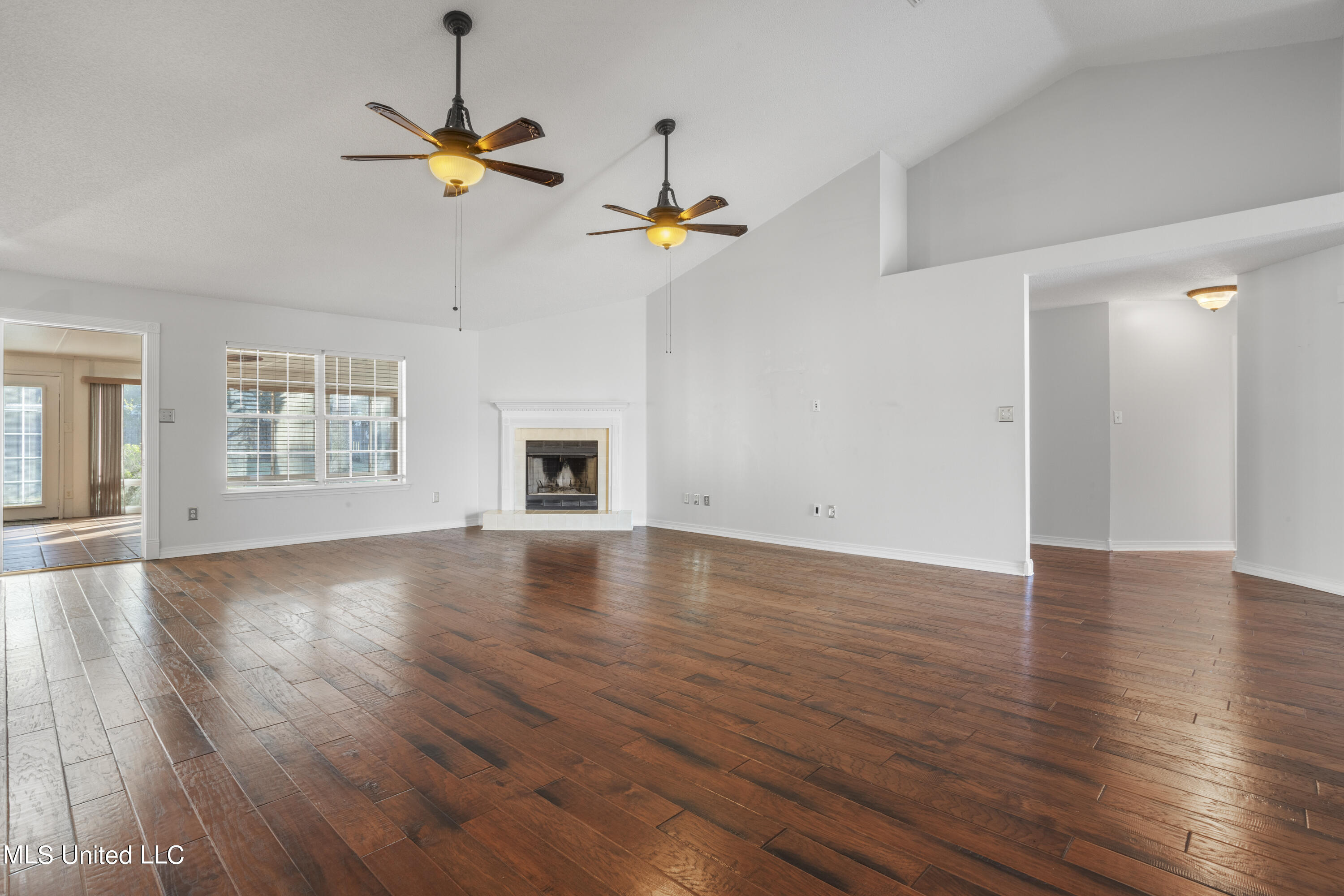 16720 Creek Lane