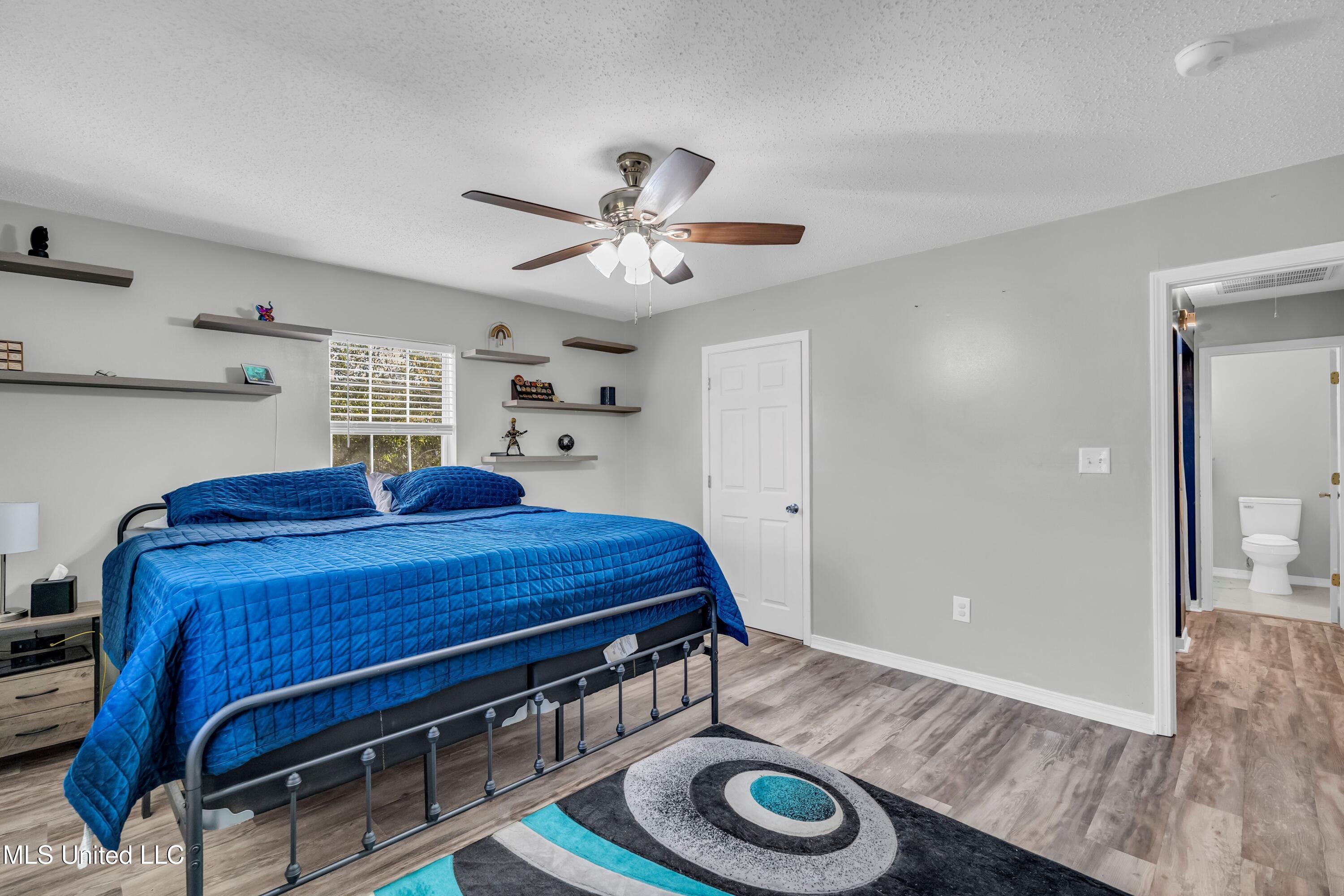 6265 S Railroad Avenue