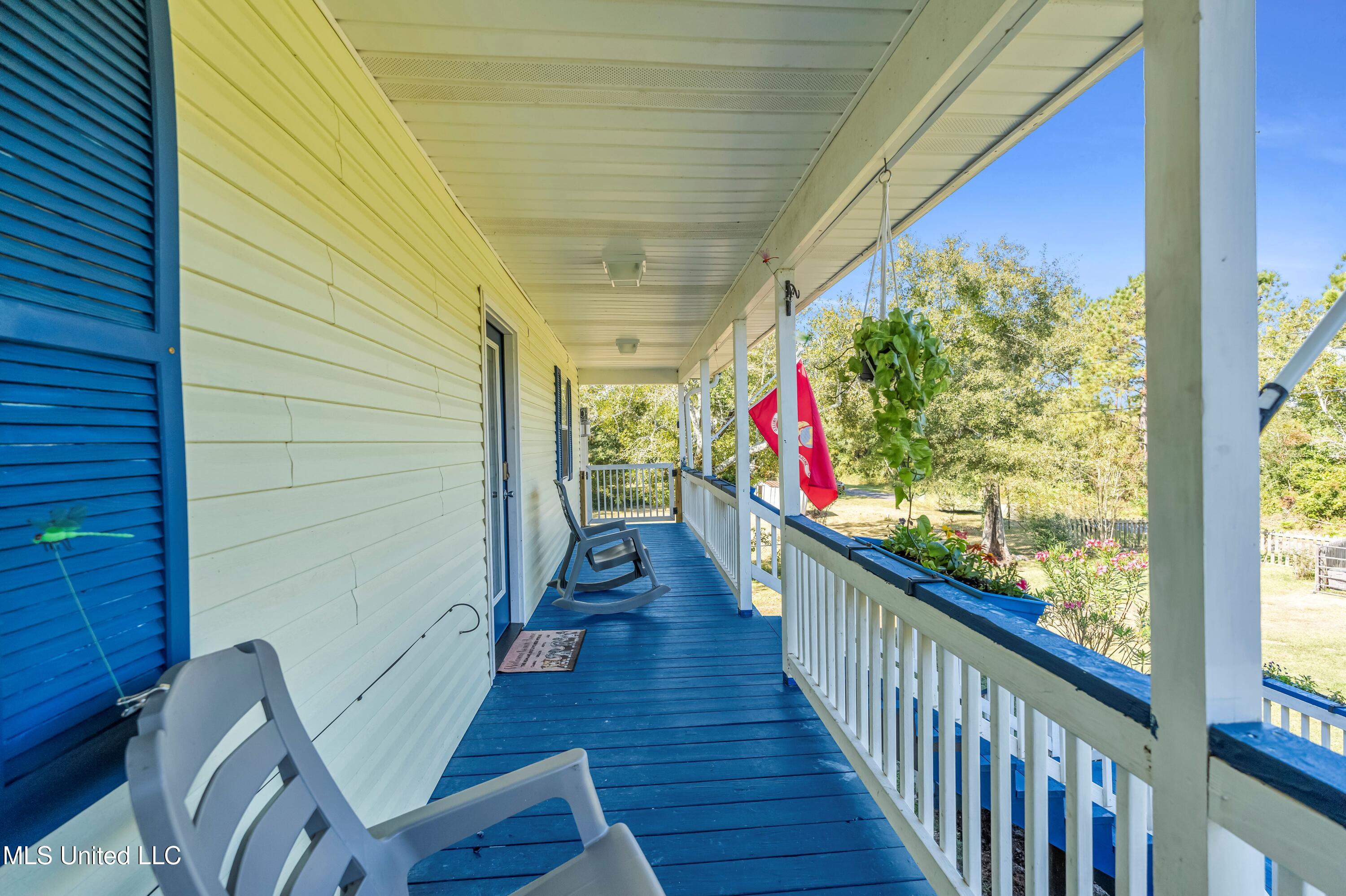 6265 S Railroad Avenue