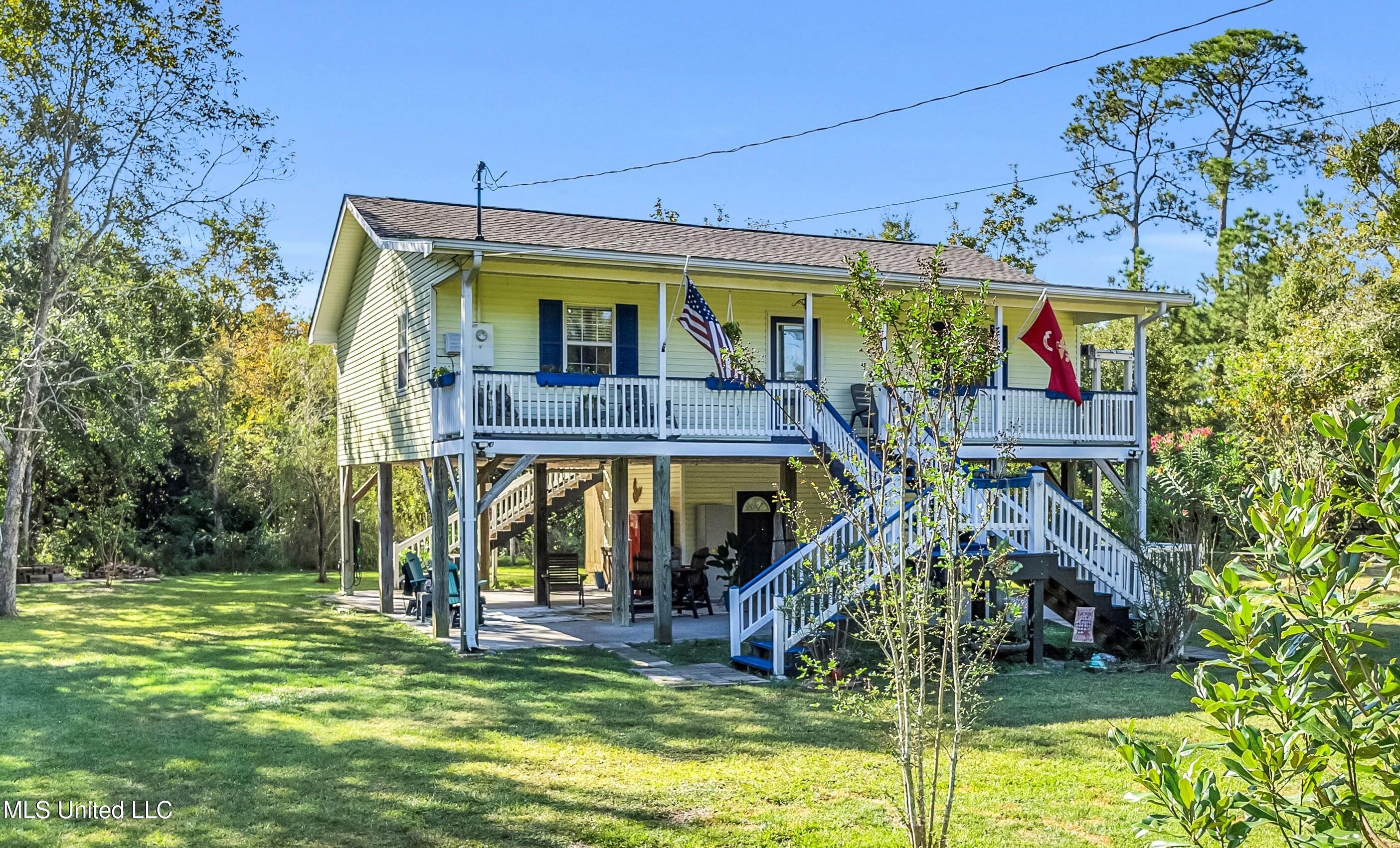 6265 S Railroad Avenue