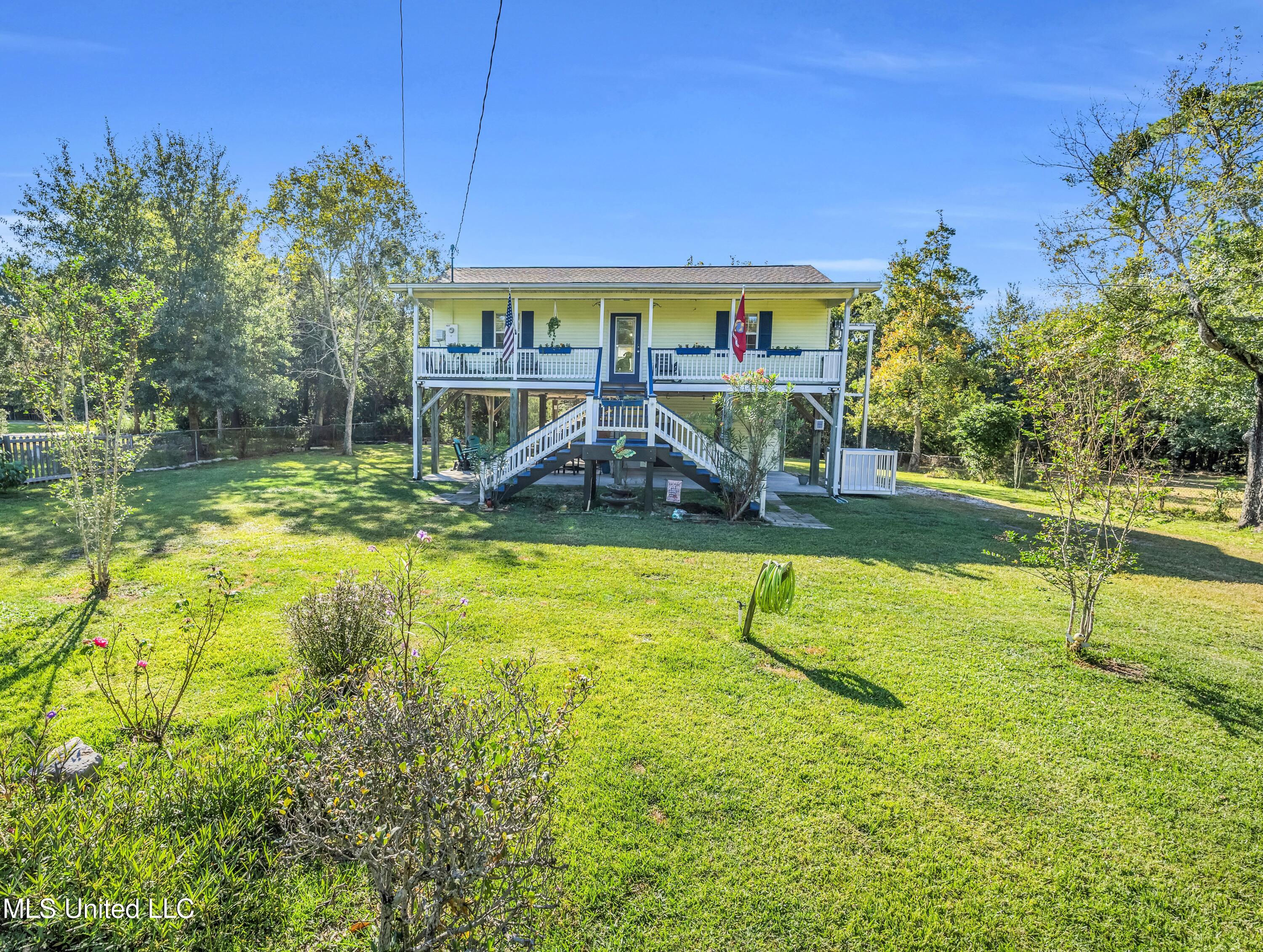 6265 S Railroad Avenue