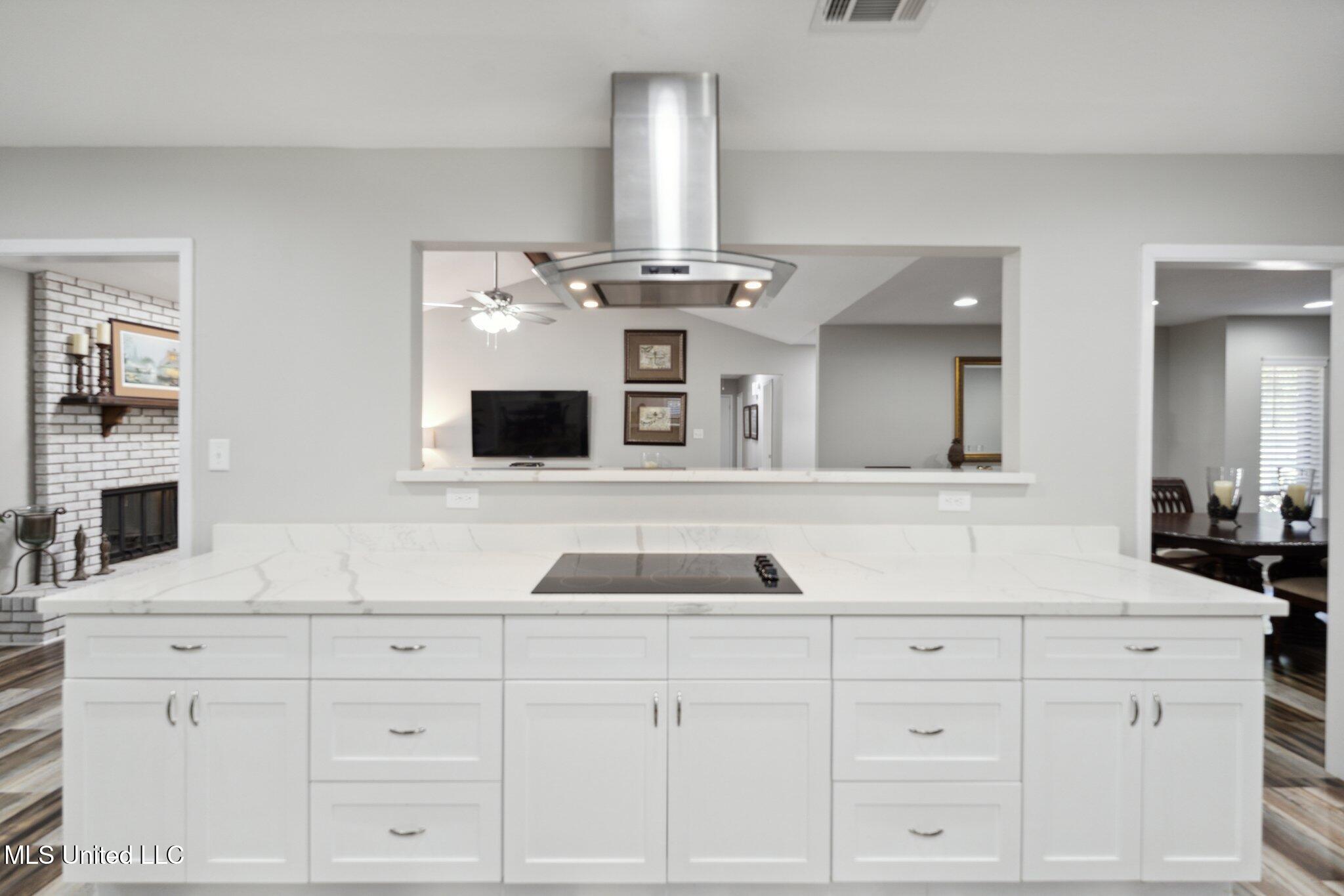 87128 Golf Club Drive