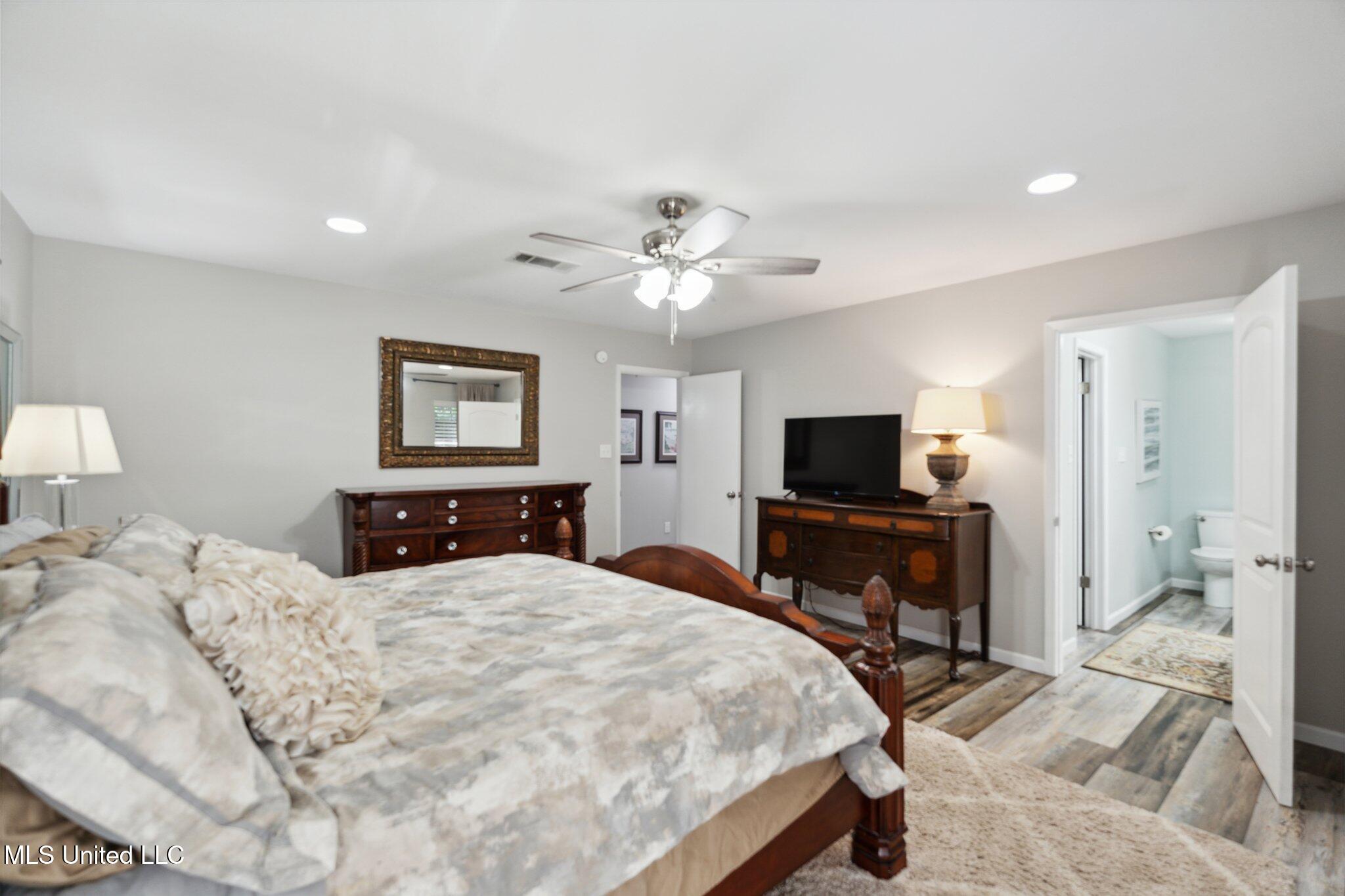 87128 Golf Club Drive