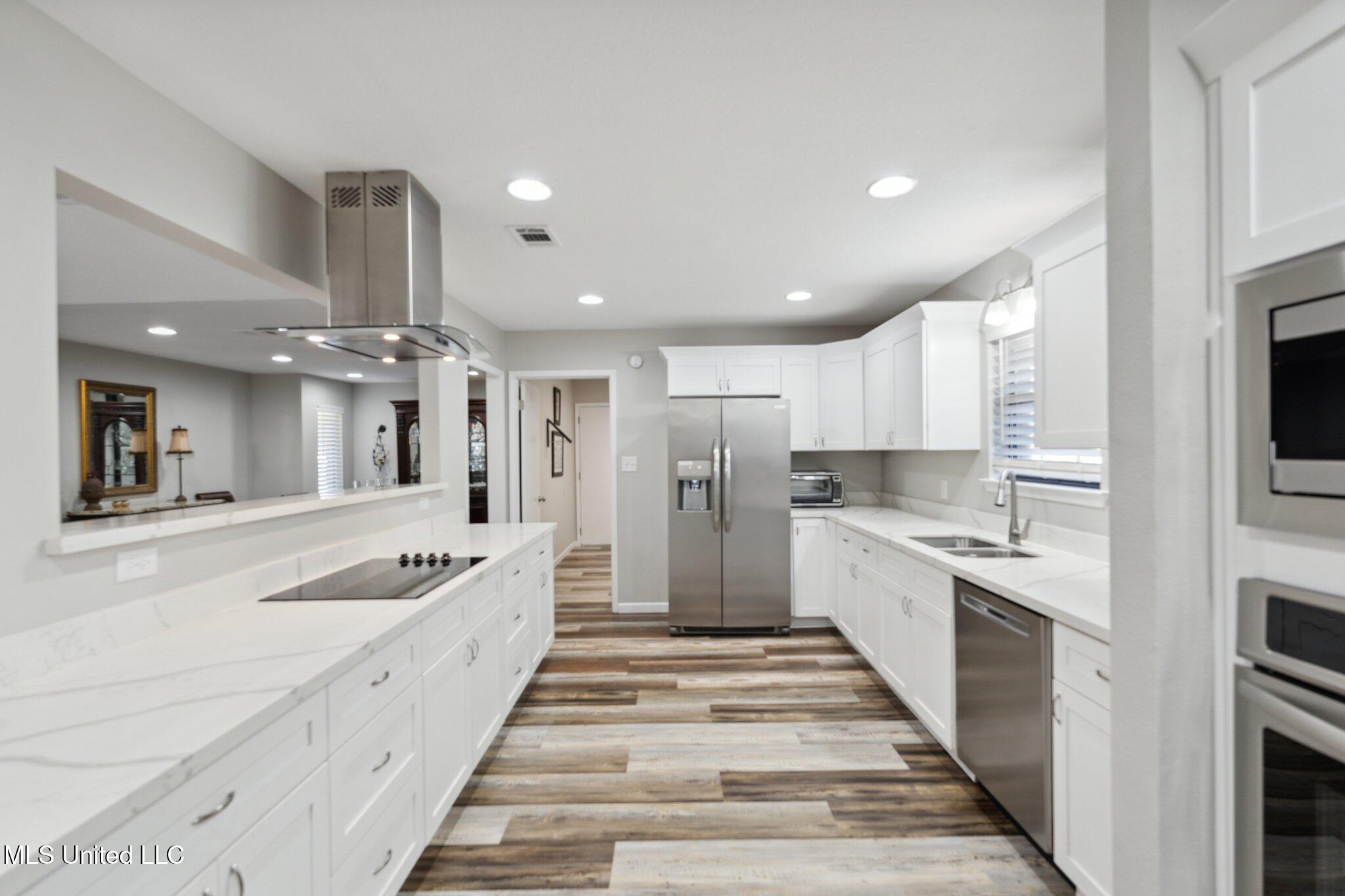 87128 Golf Club Drive