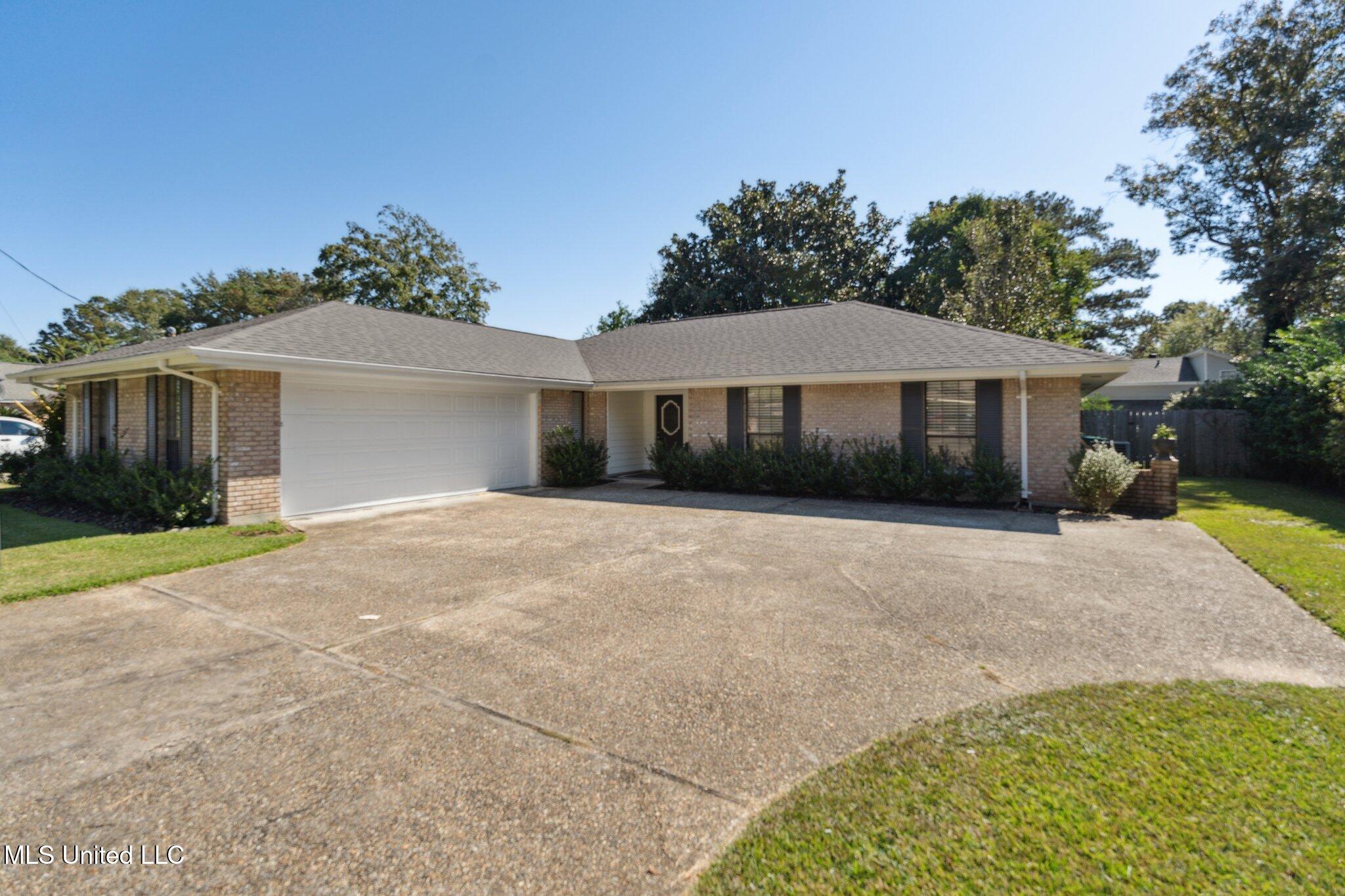 87128 Golf Club Drive