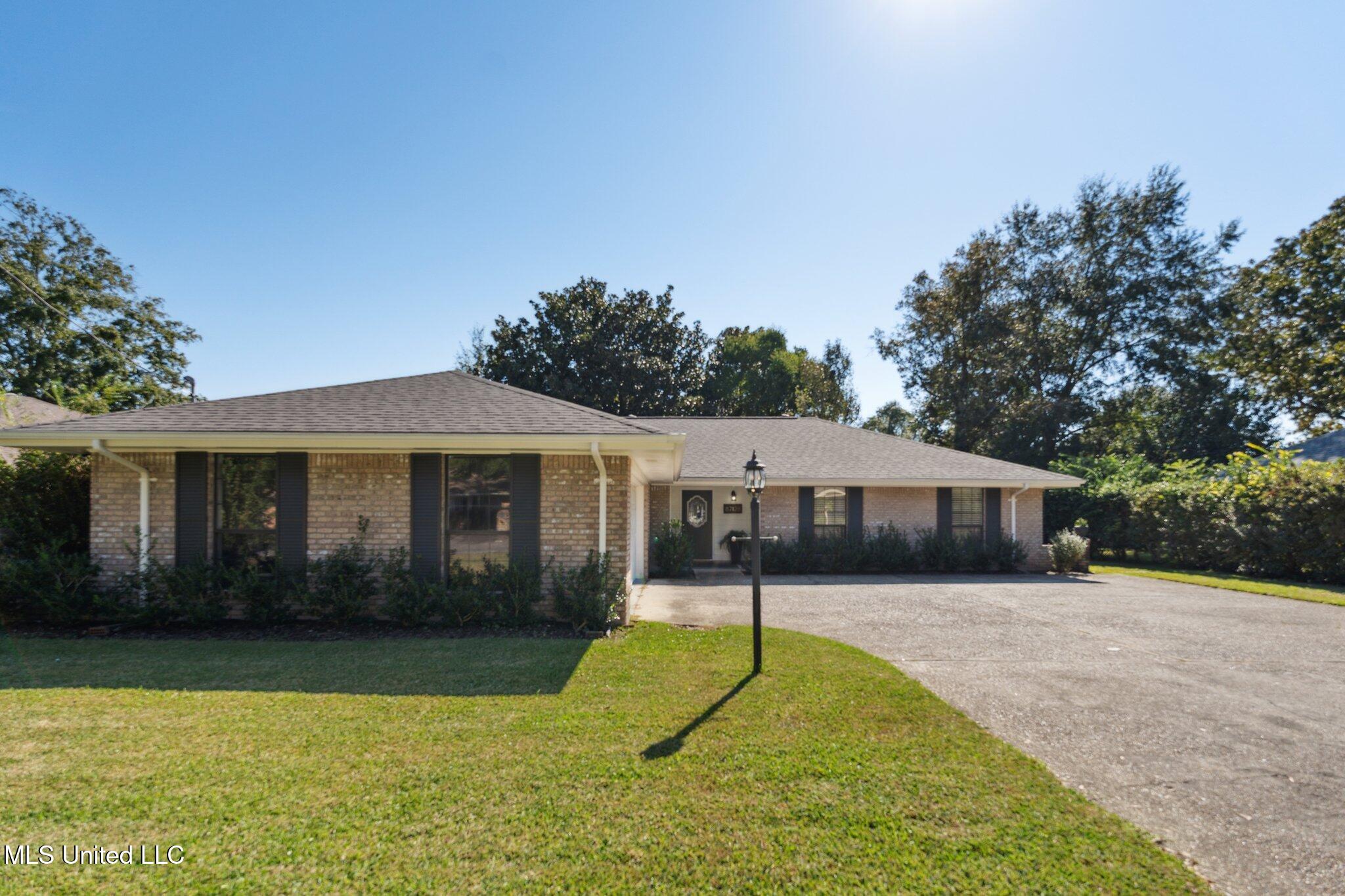 87128 Golf Club Drive