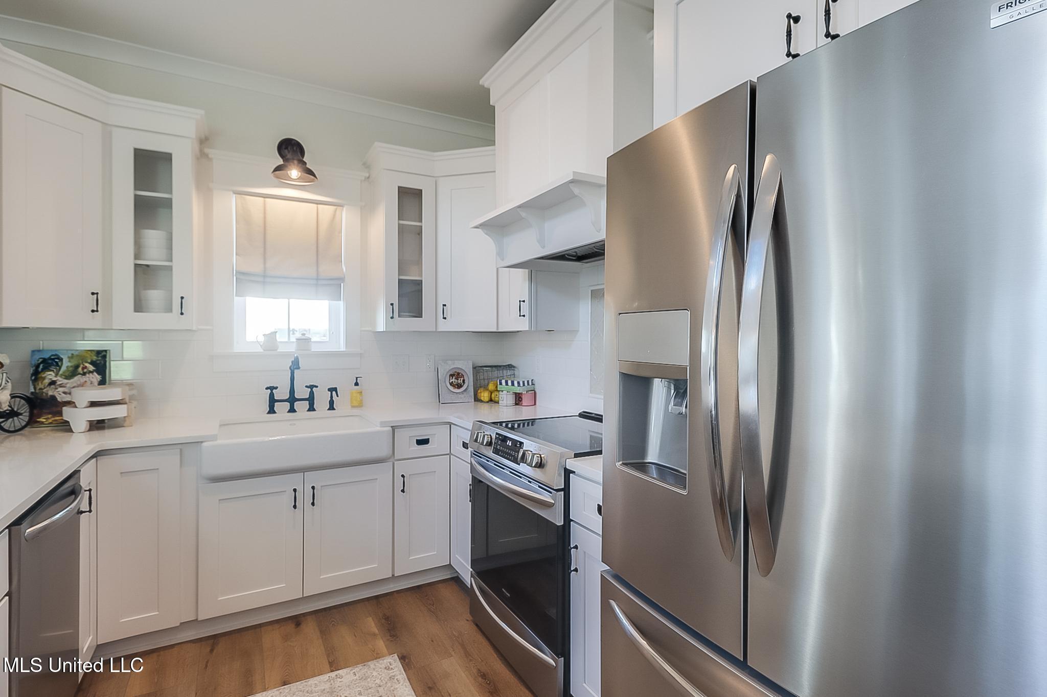 400 Thomas Shields Boulevard