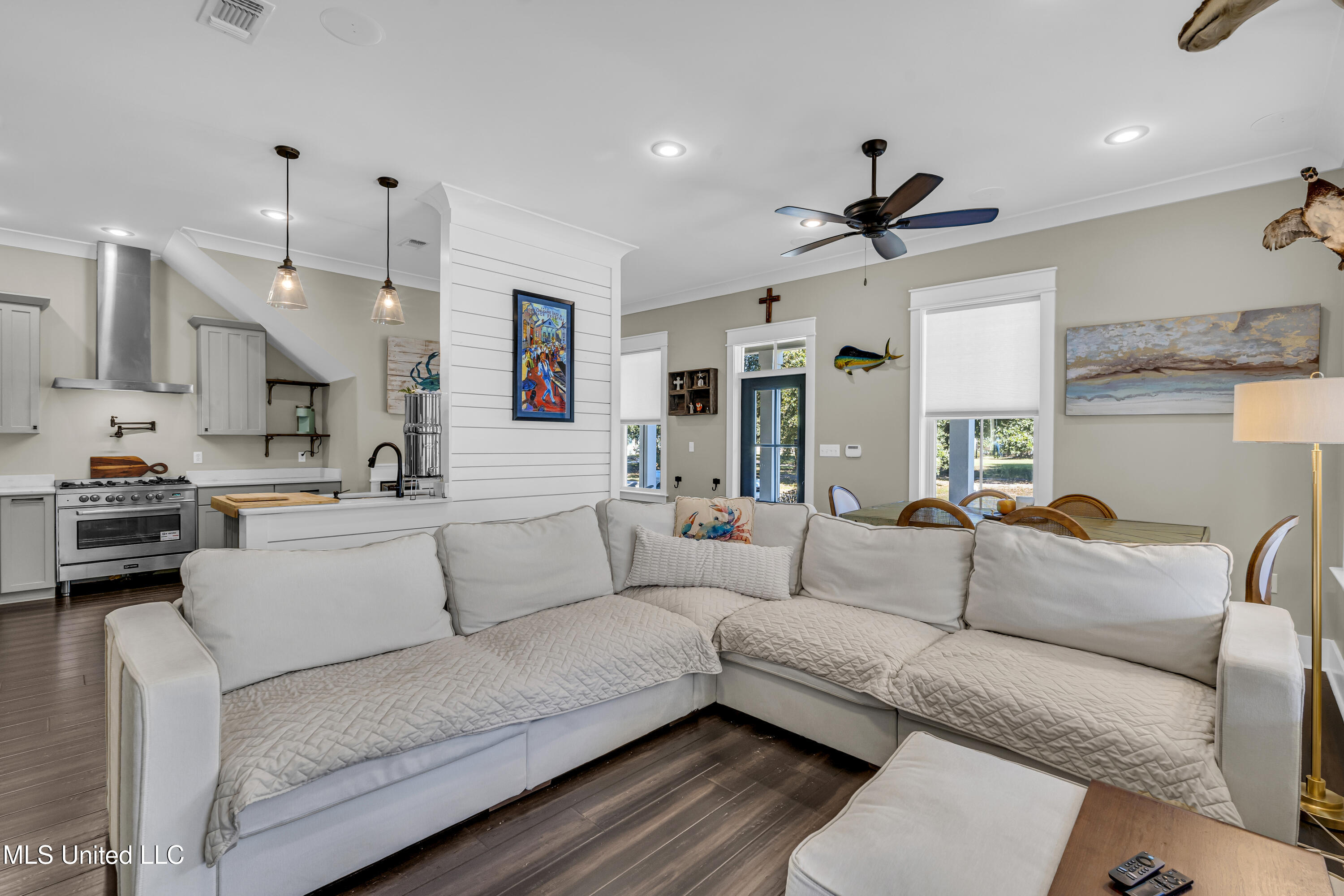 509 Thomas Shields Boulevard