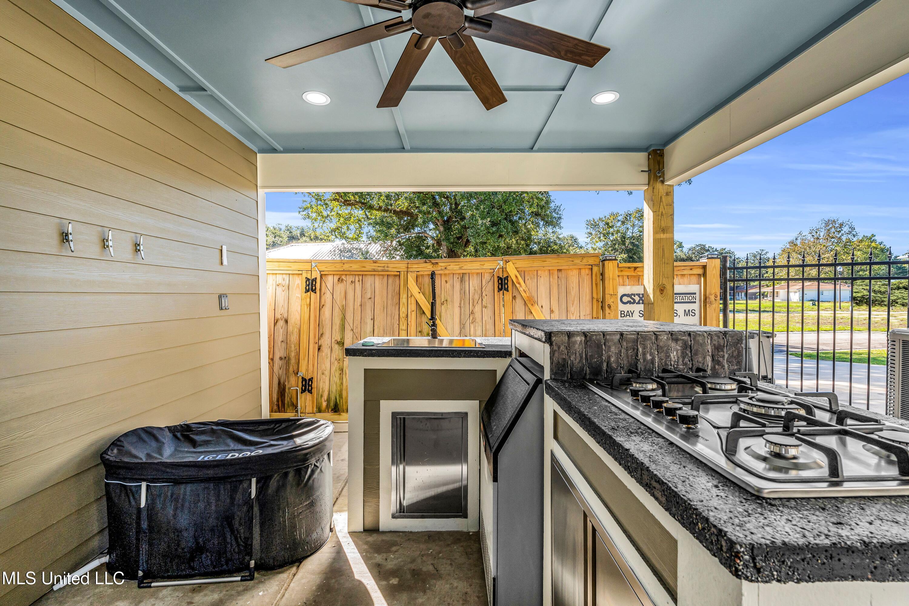 509 Thomas Shields Boulevard