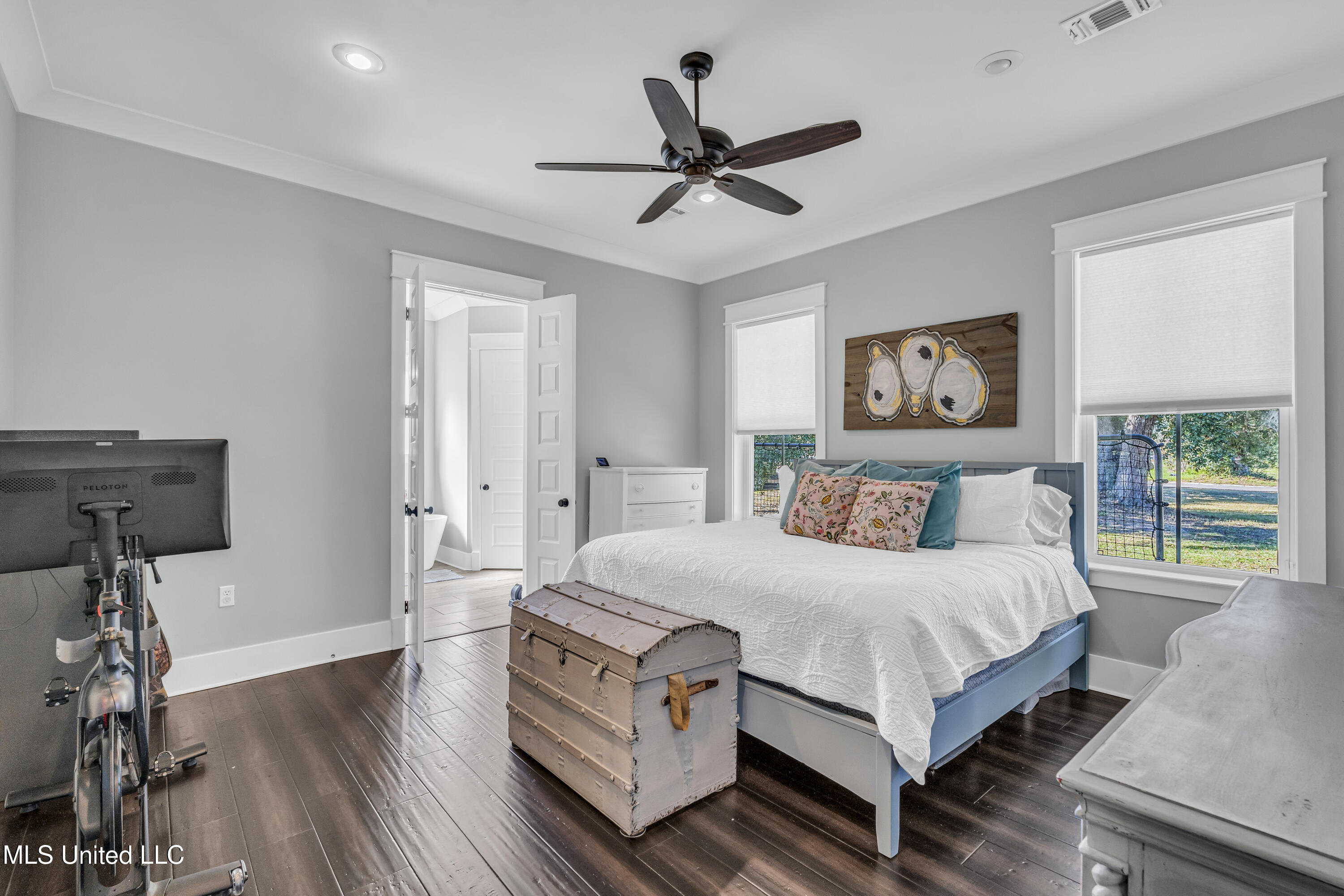 509 Thomas Shields Boulevard