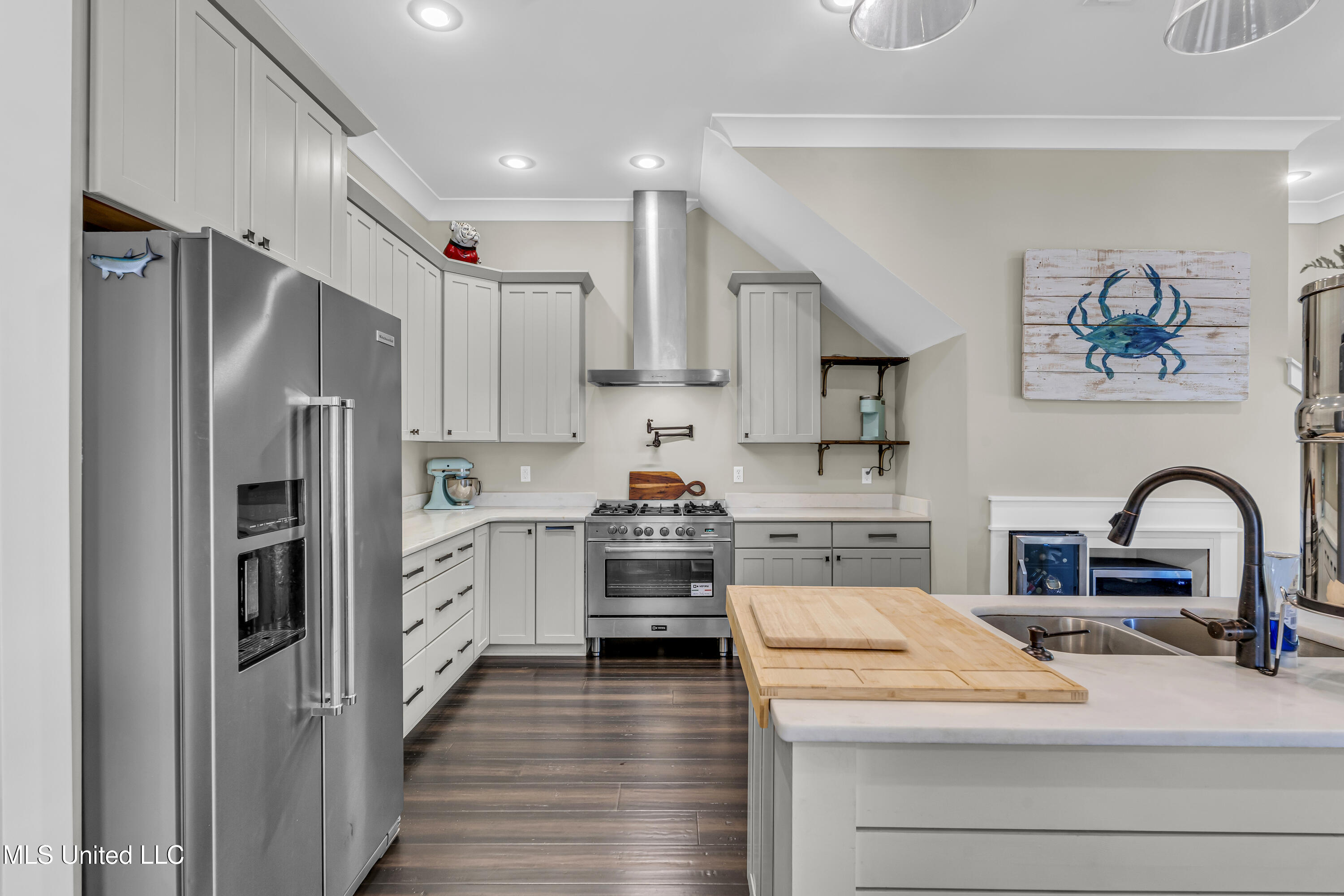 509 Thomas Shields Boulevard