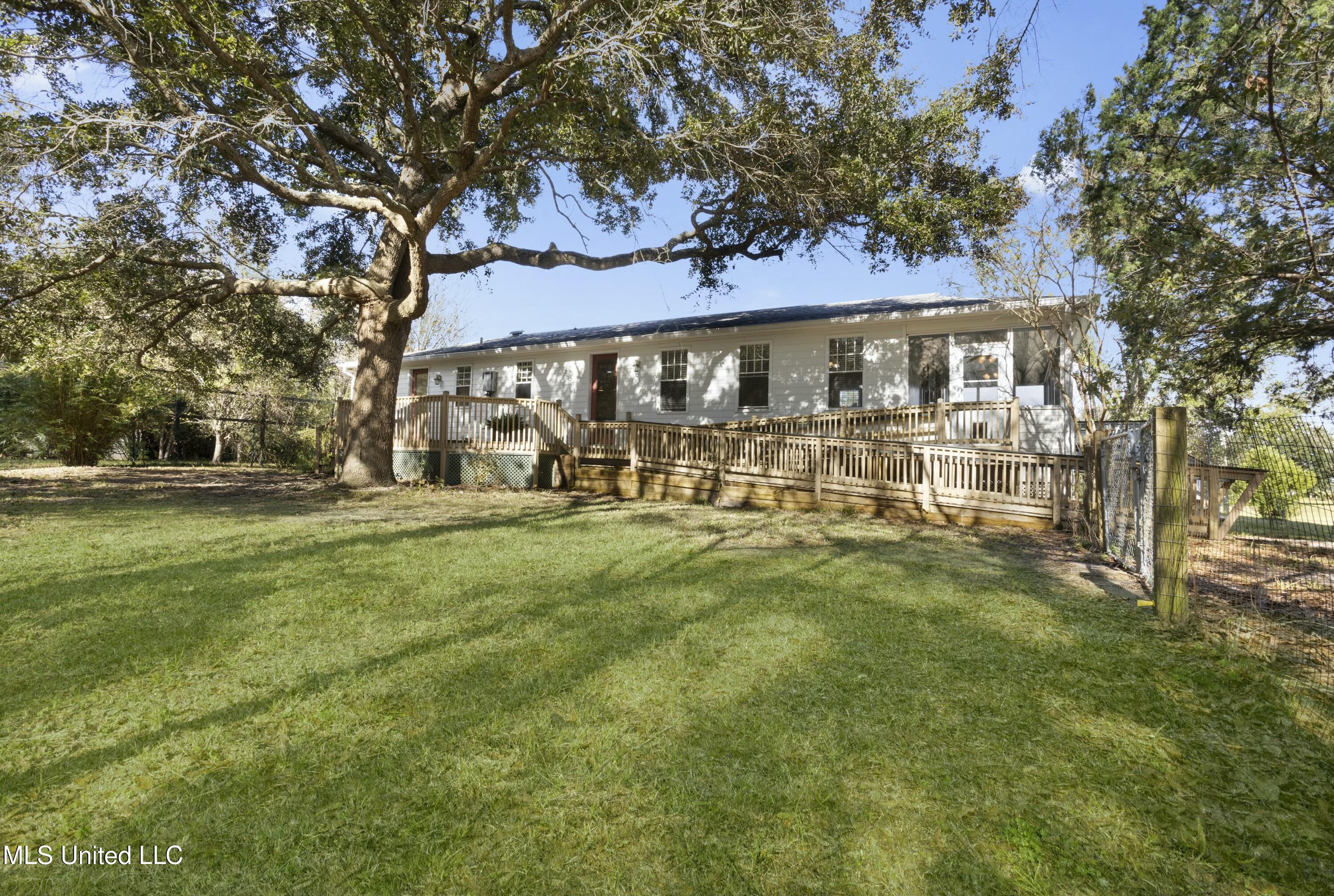 104 Felicity Street