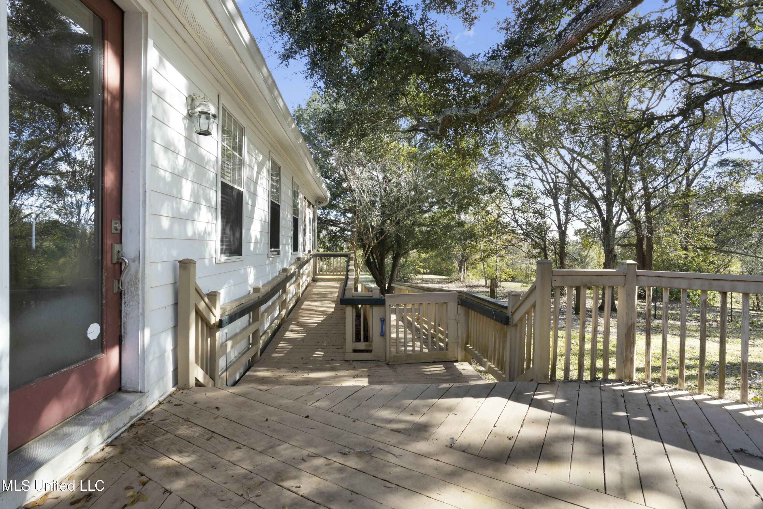 104 Felicity Street