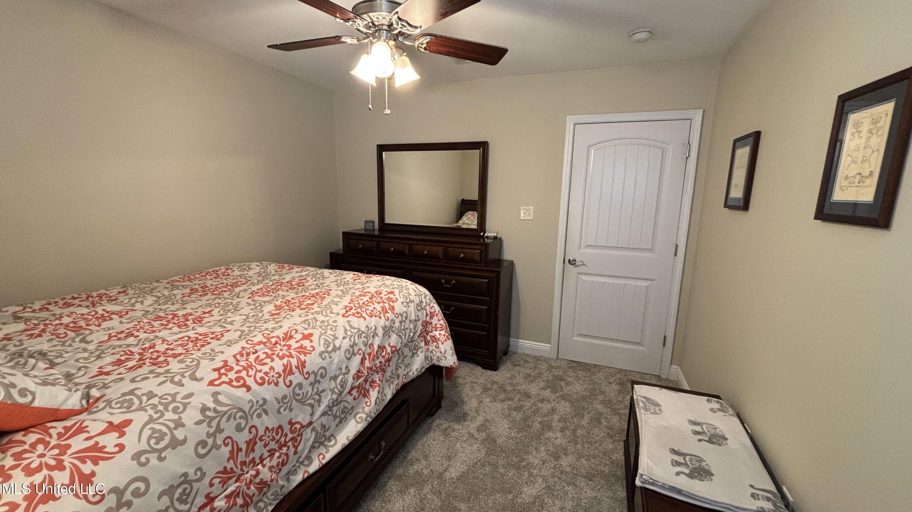 17288 Meadowbrook Lane