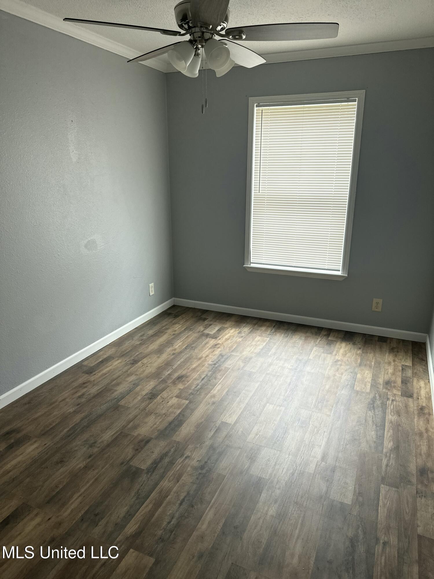 7083 W Issaquena Street, 7085