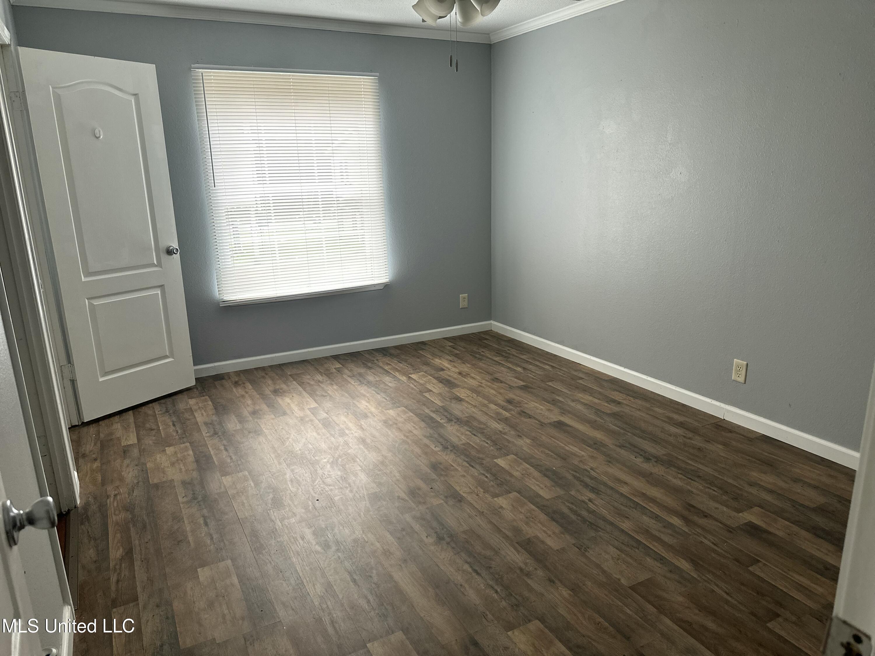 7083 W Issaquena Street, 7085