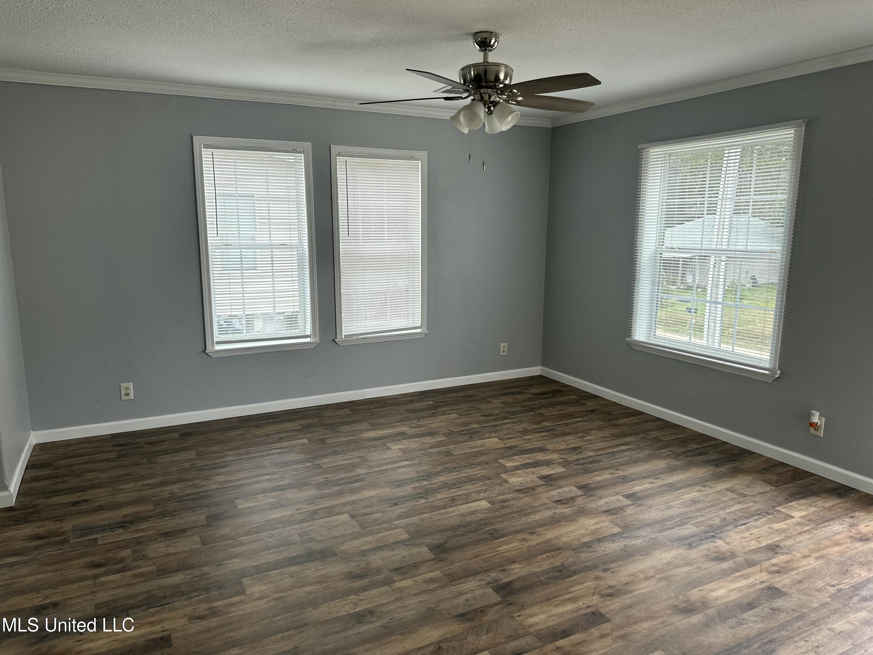 7083 W Issaquena Street, 7085