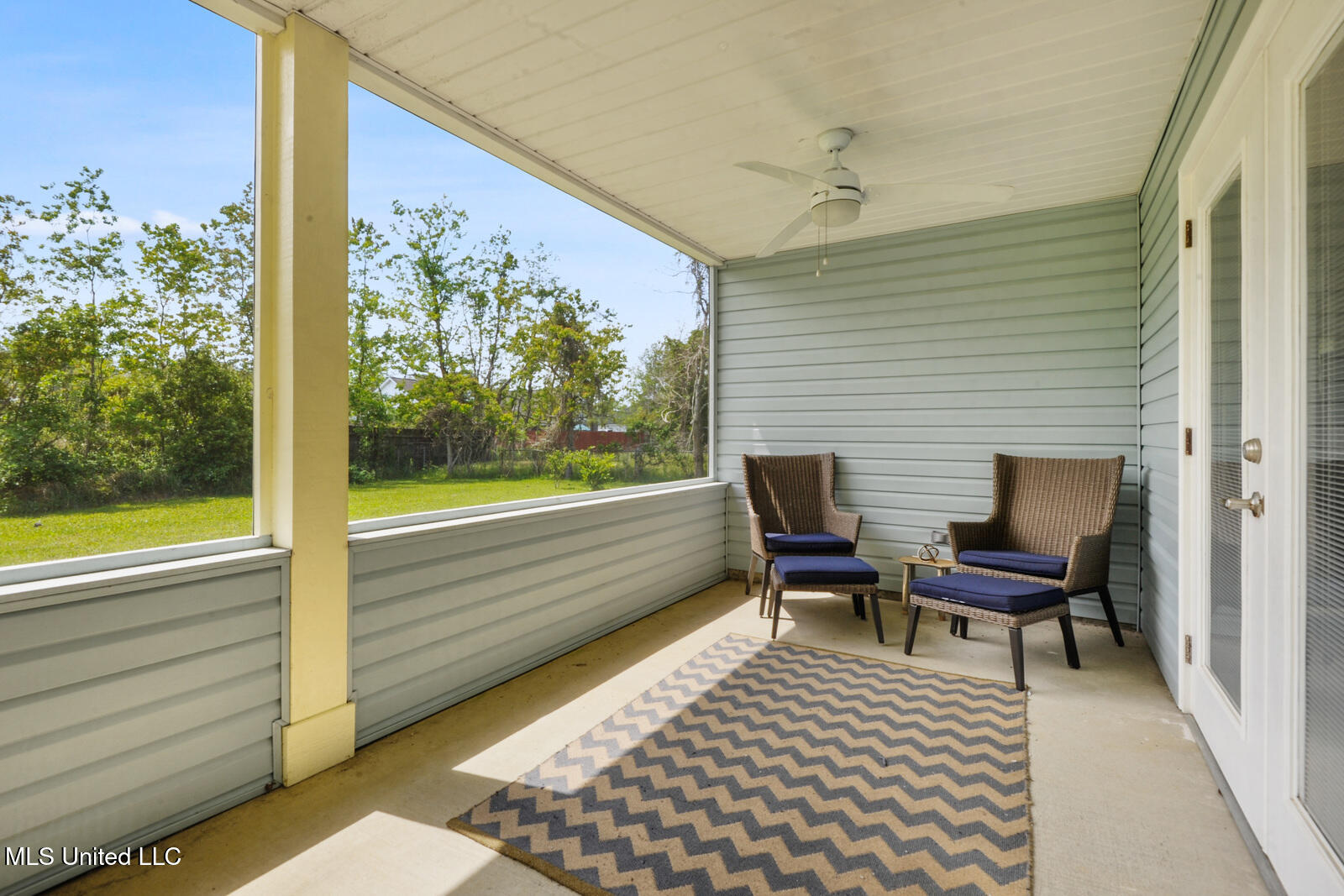 119 Lakeside Drive
