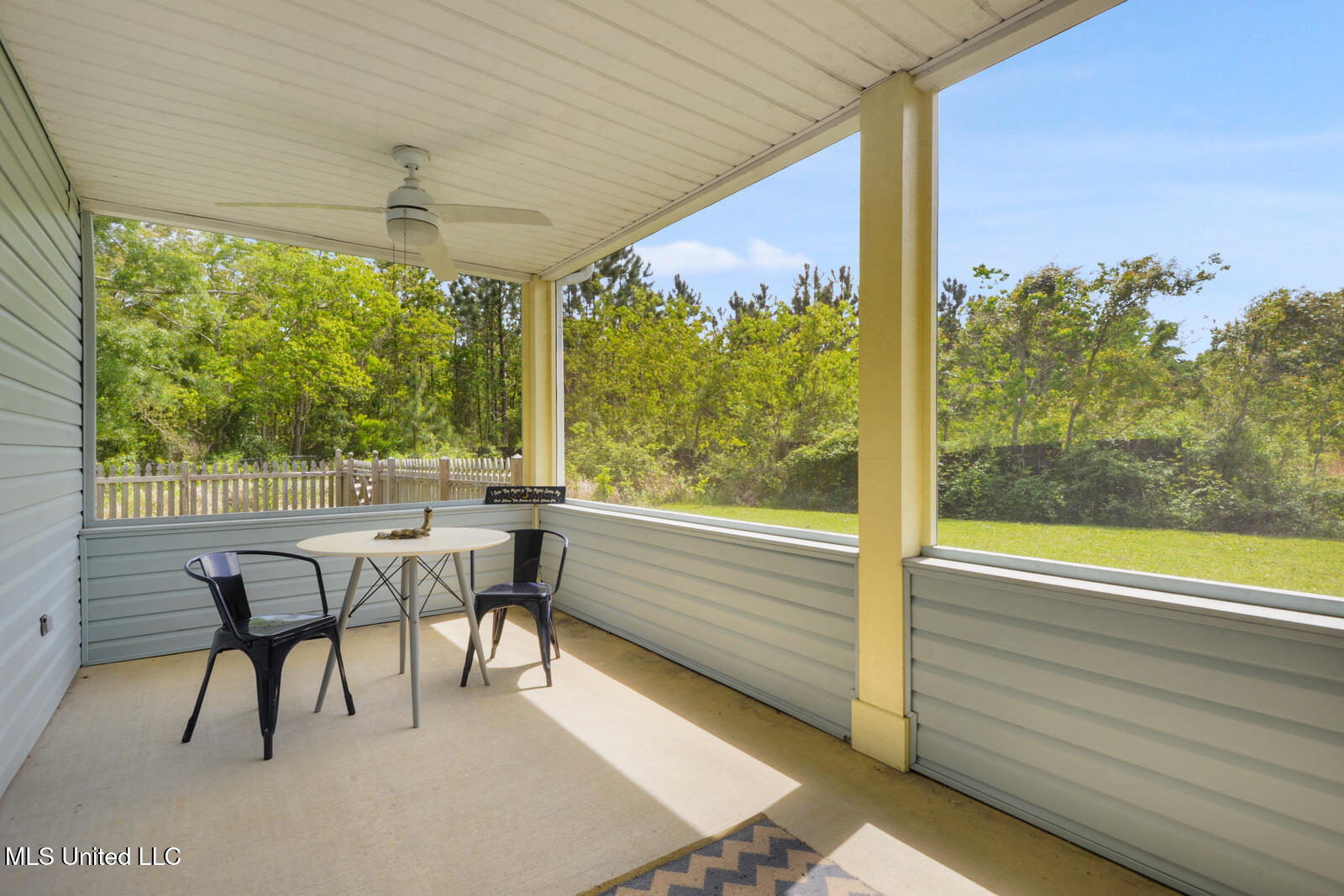 119 Lakeside Drive