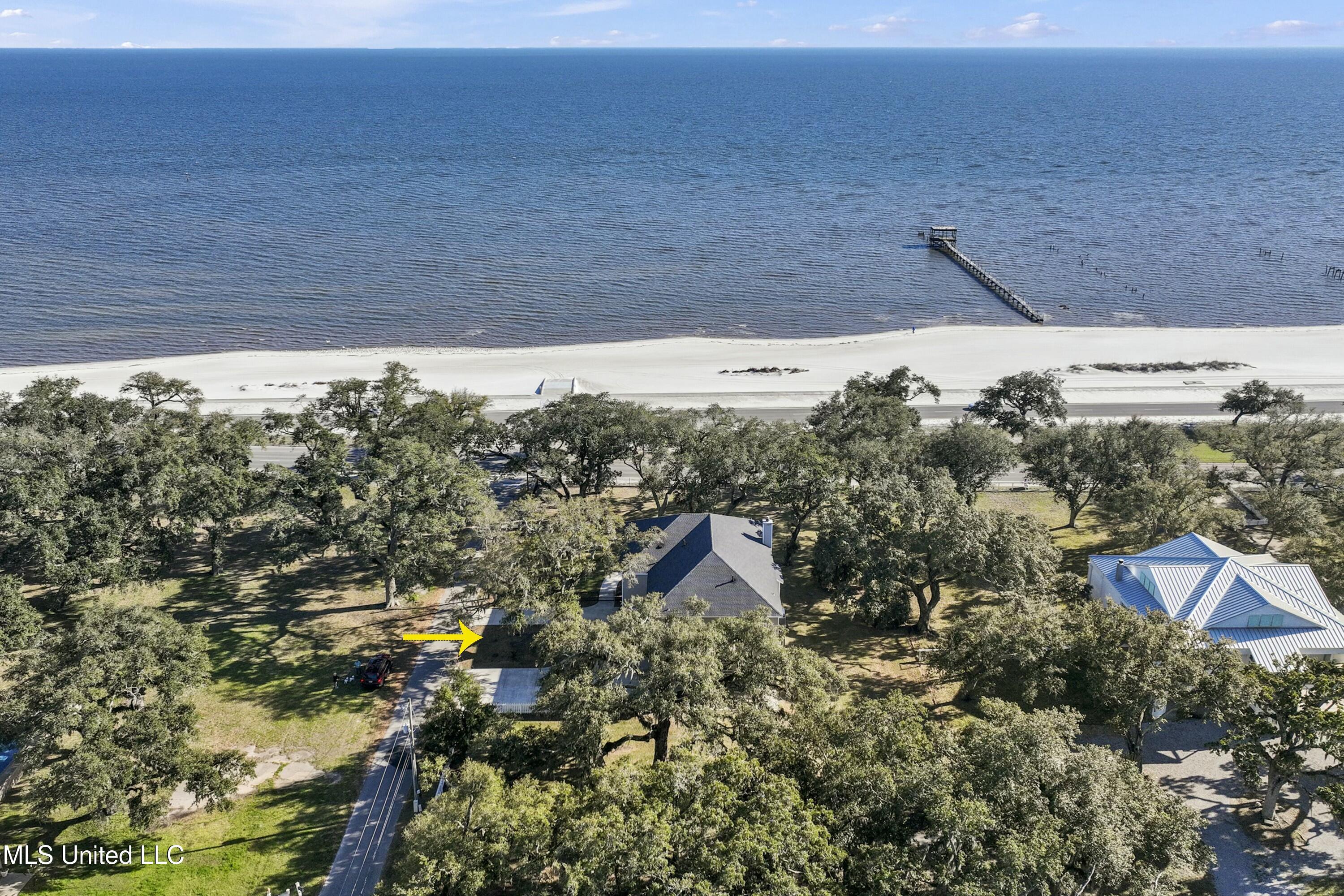 800 W Beach Boulevard