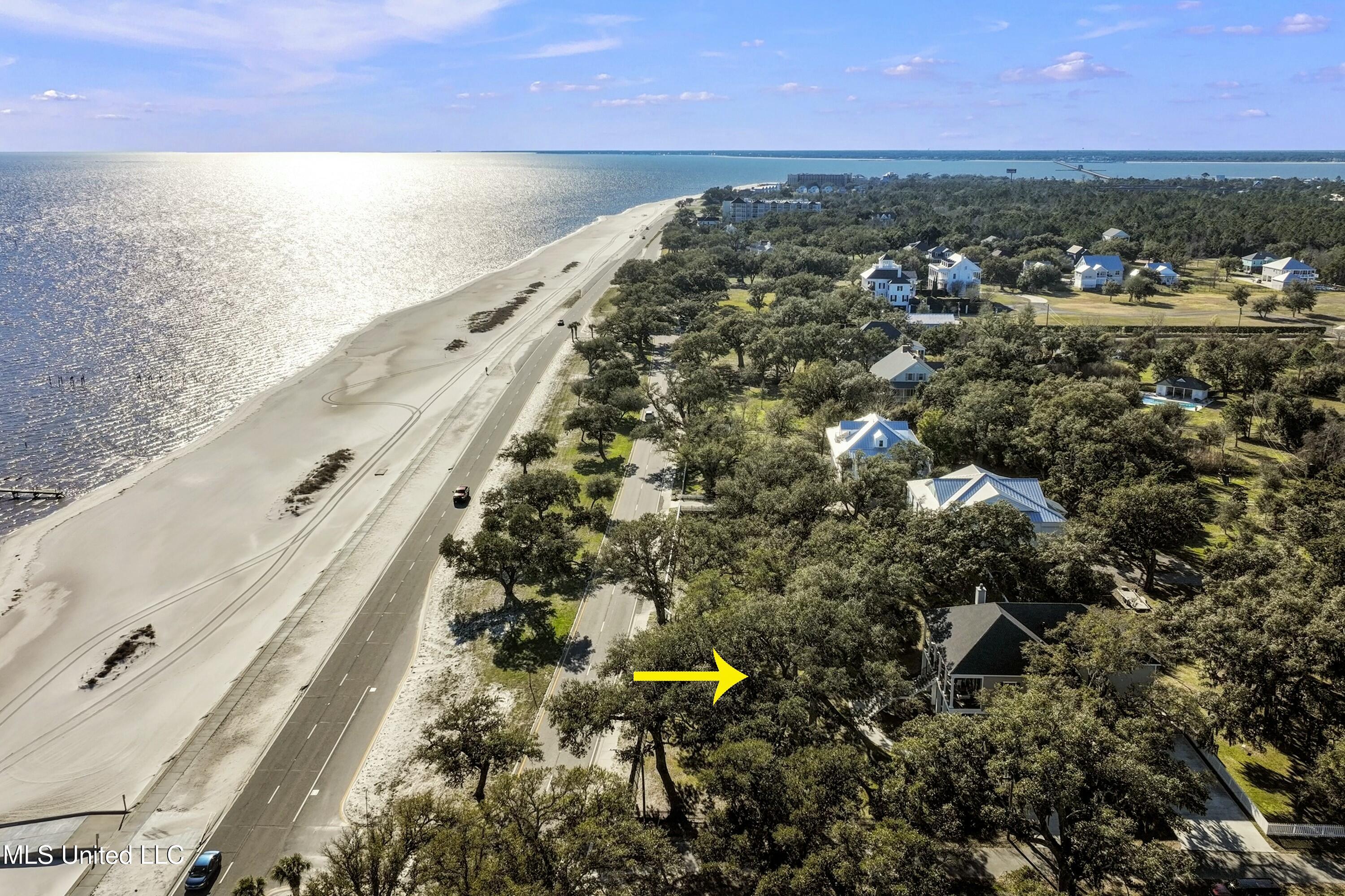 800 W Beach Boulevard