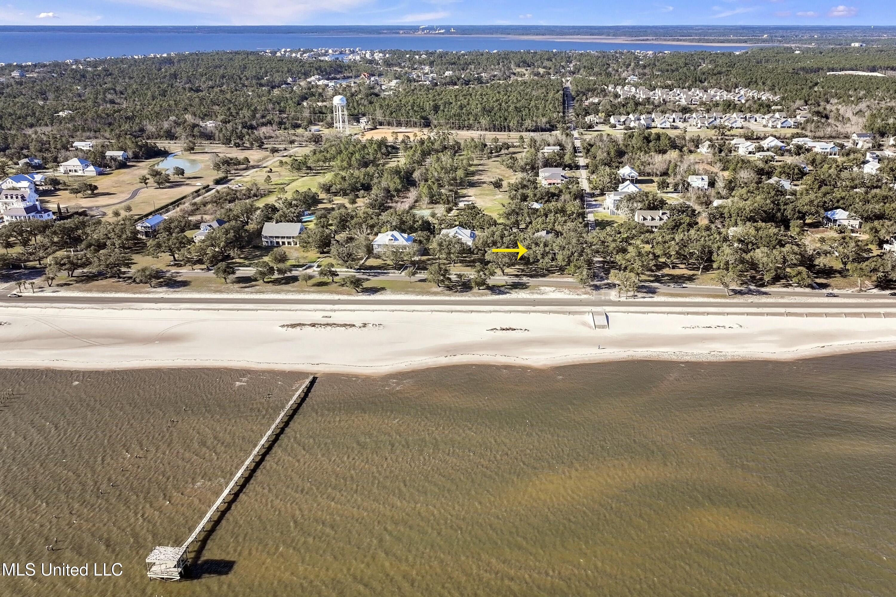 800 W Beach Boulevard