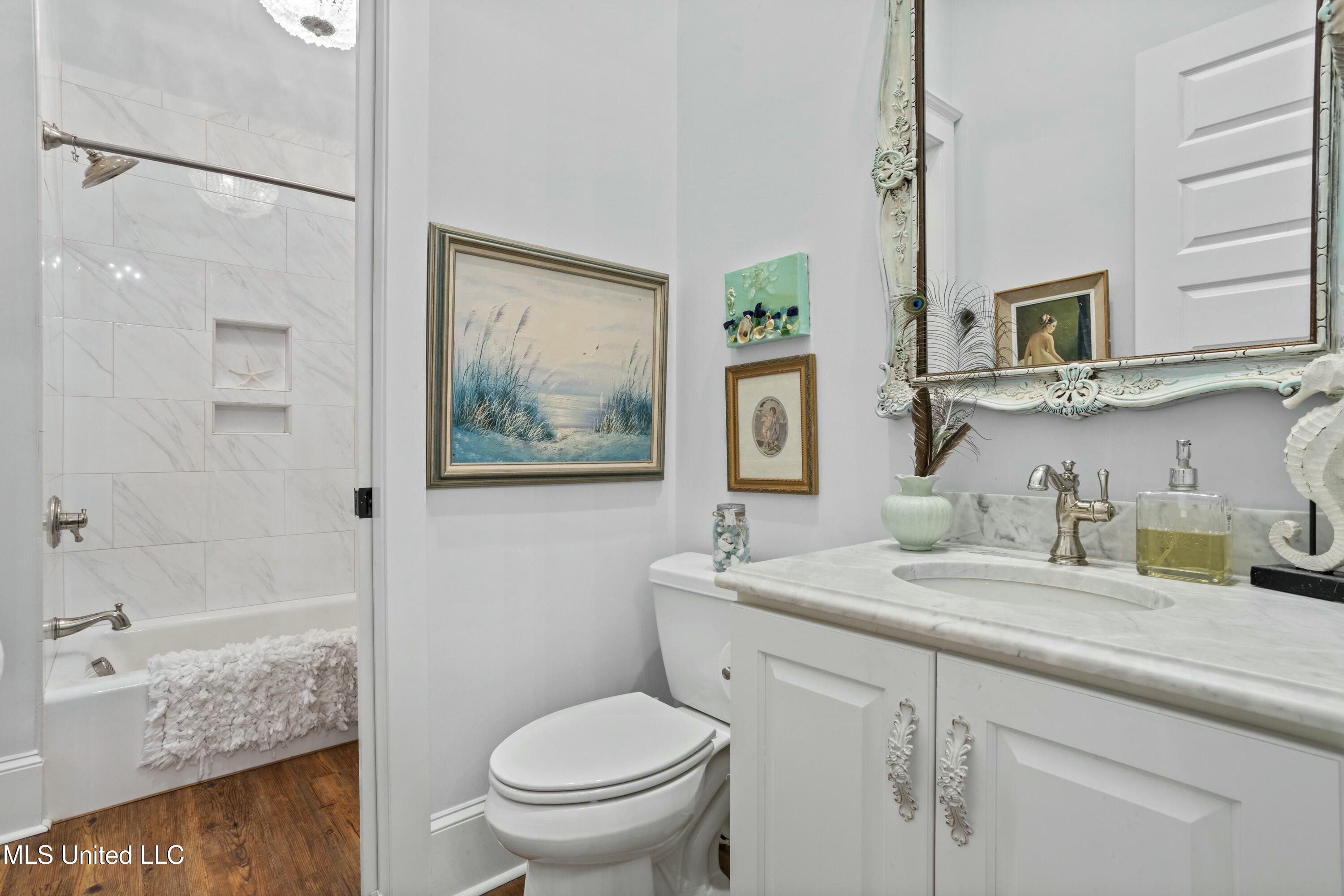 800 W Beach Boulevard