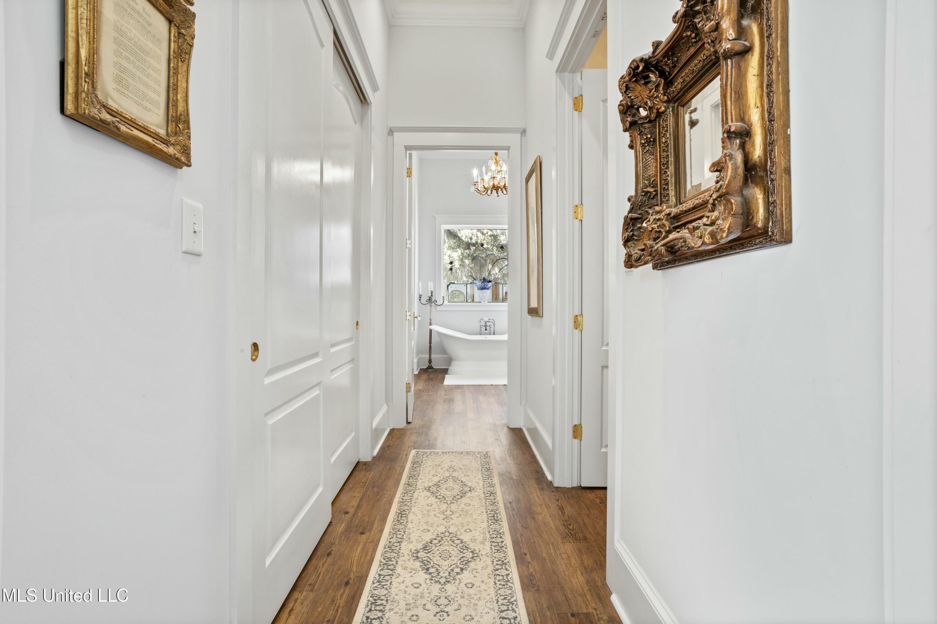 800 W Beach Boulevard