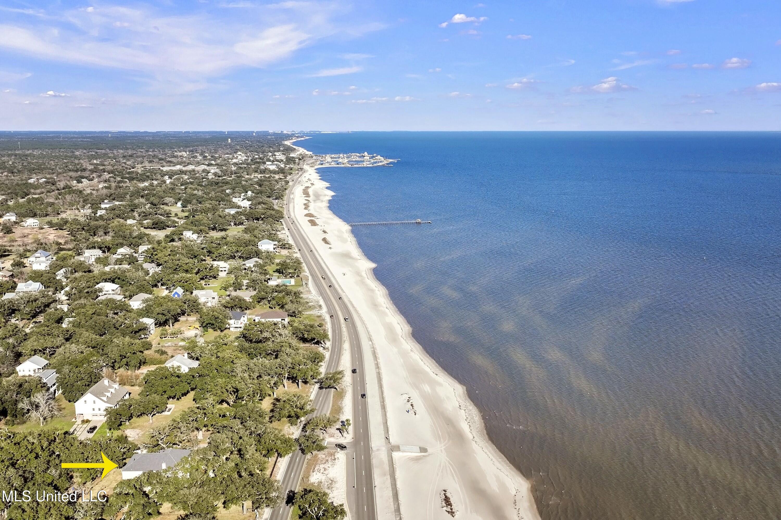 800 W Beach Boulevard