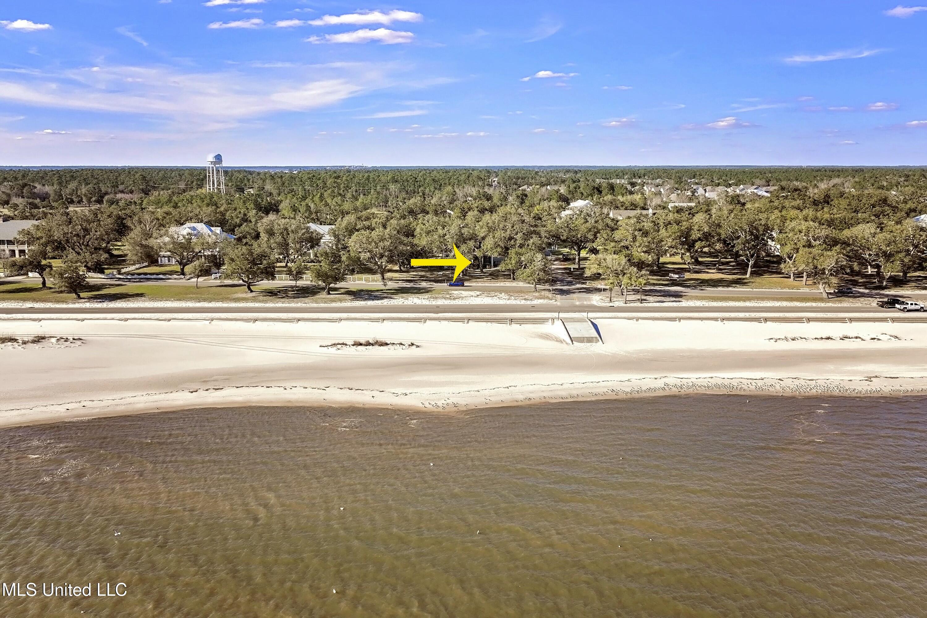 800 W Beach Boulevard