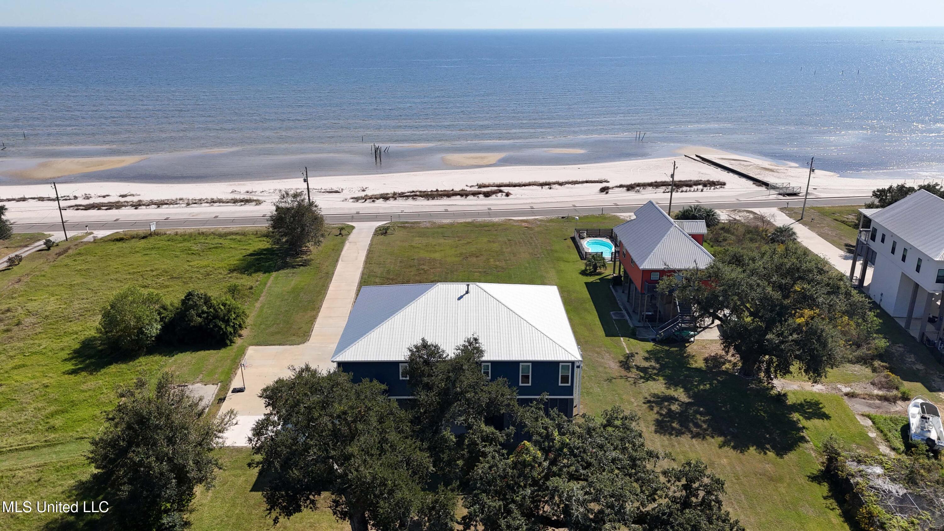 722 S Beach Boulevard
