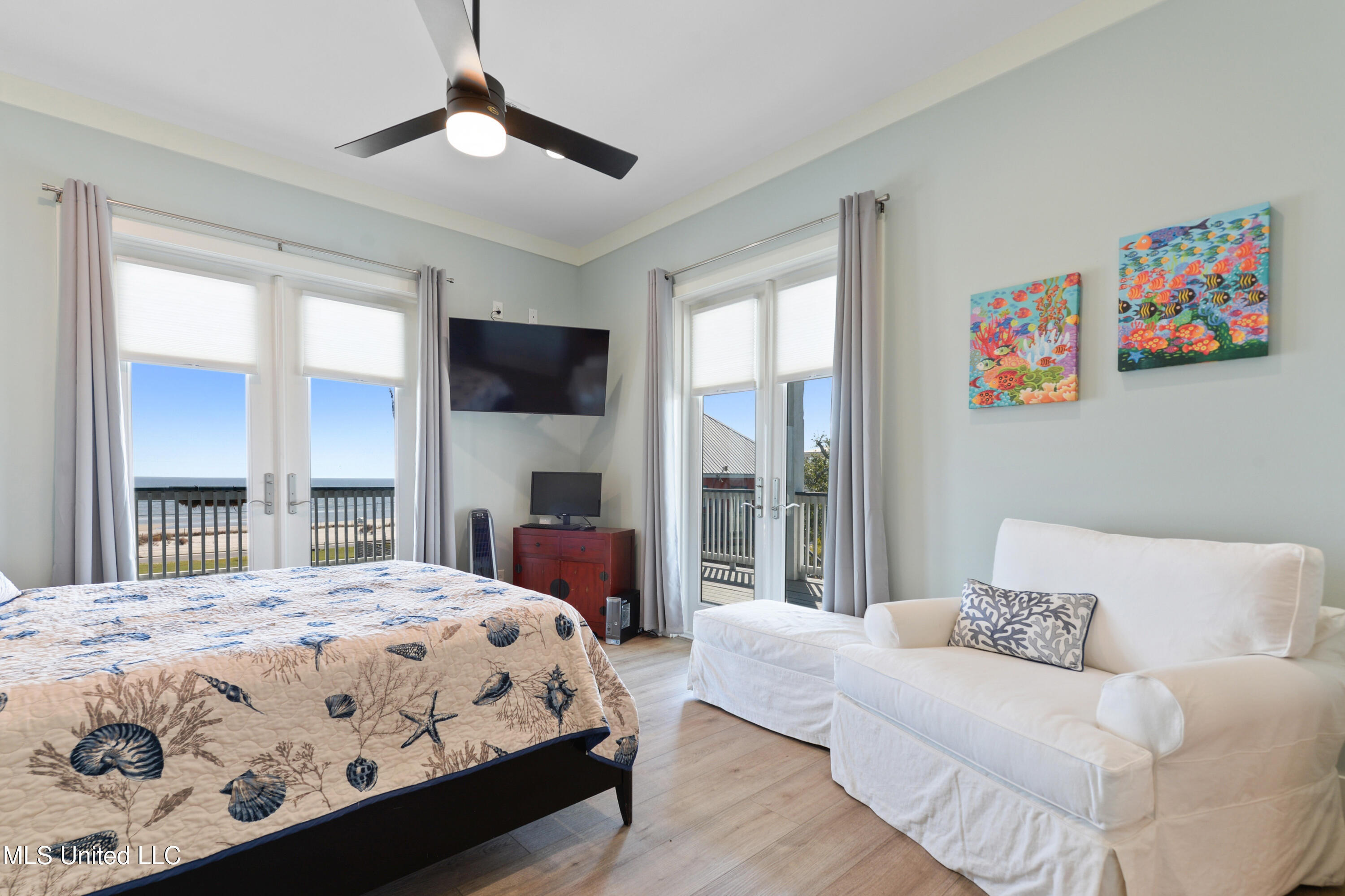 722 S Beach Boulevard