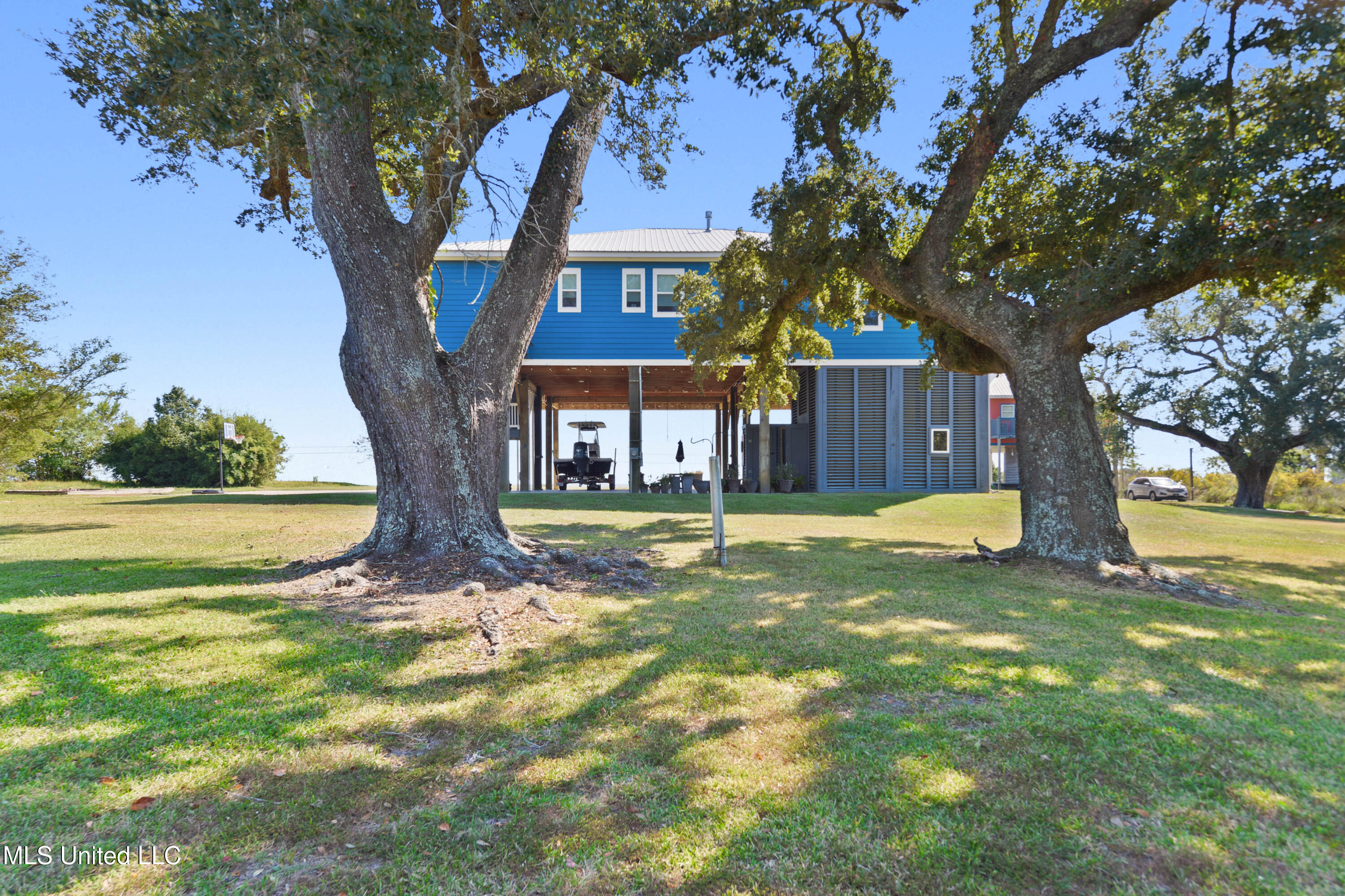 722 S Beach Boulevard